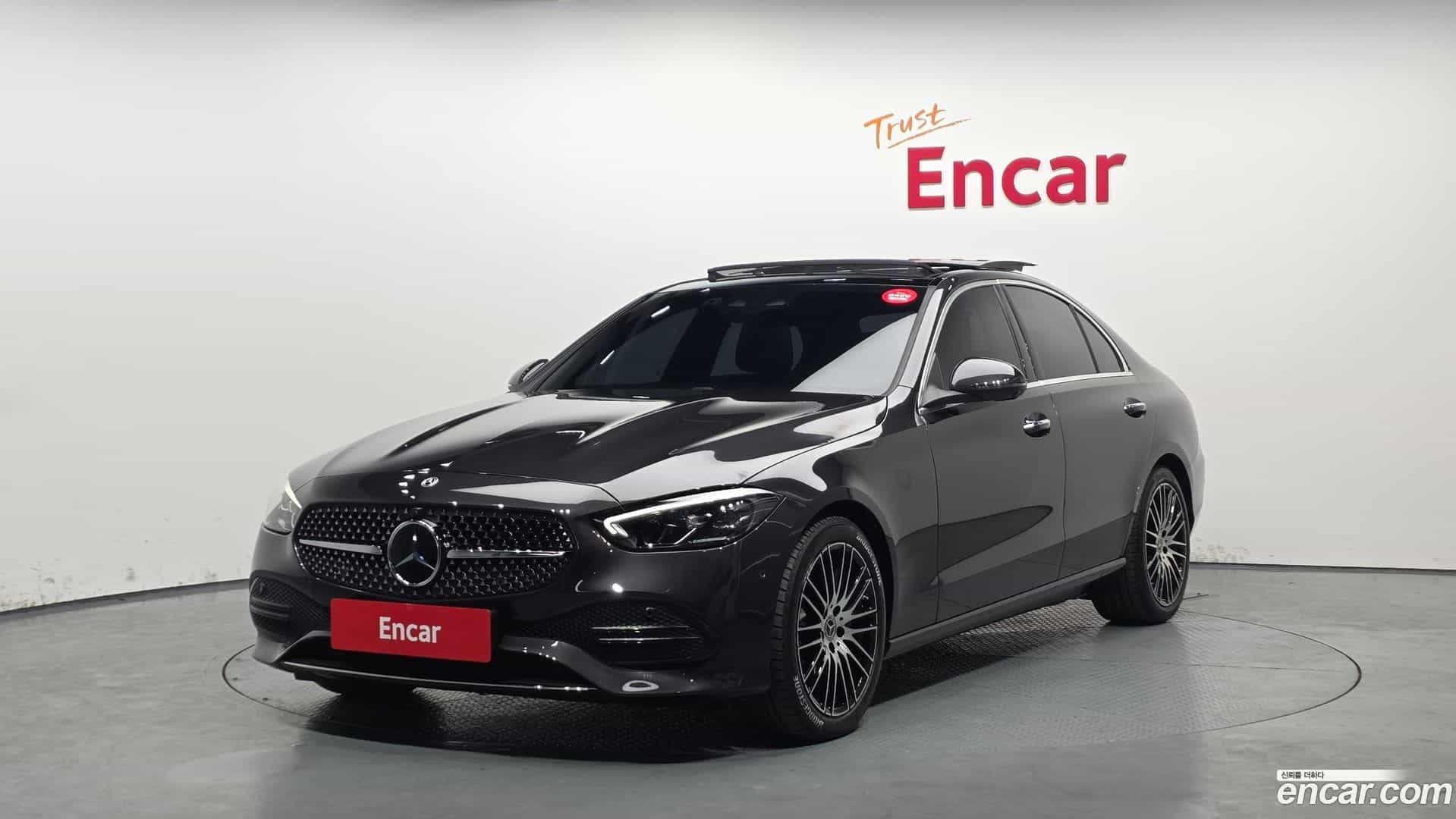 C-Class Mercedes-Benz 2024.1-OUTER-001