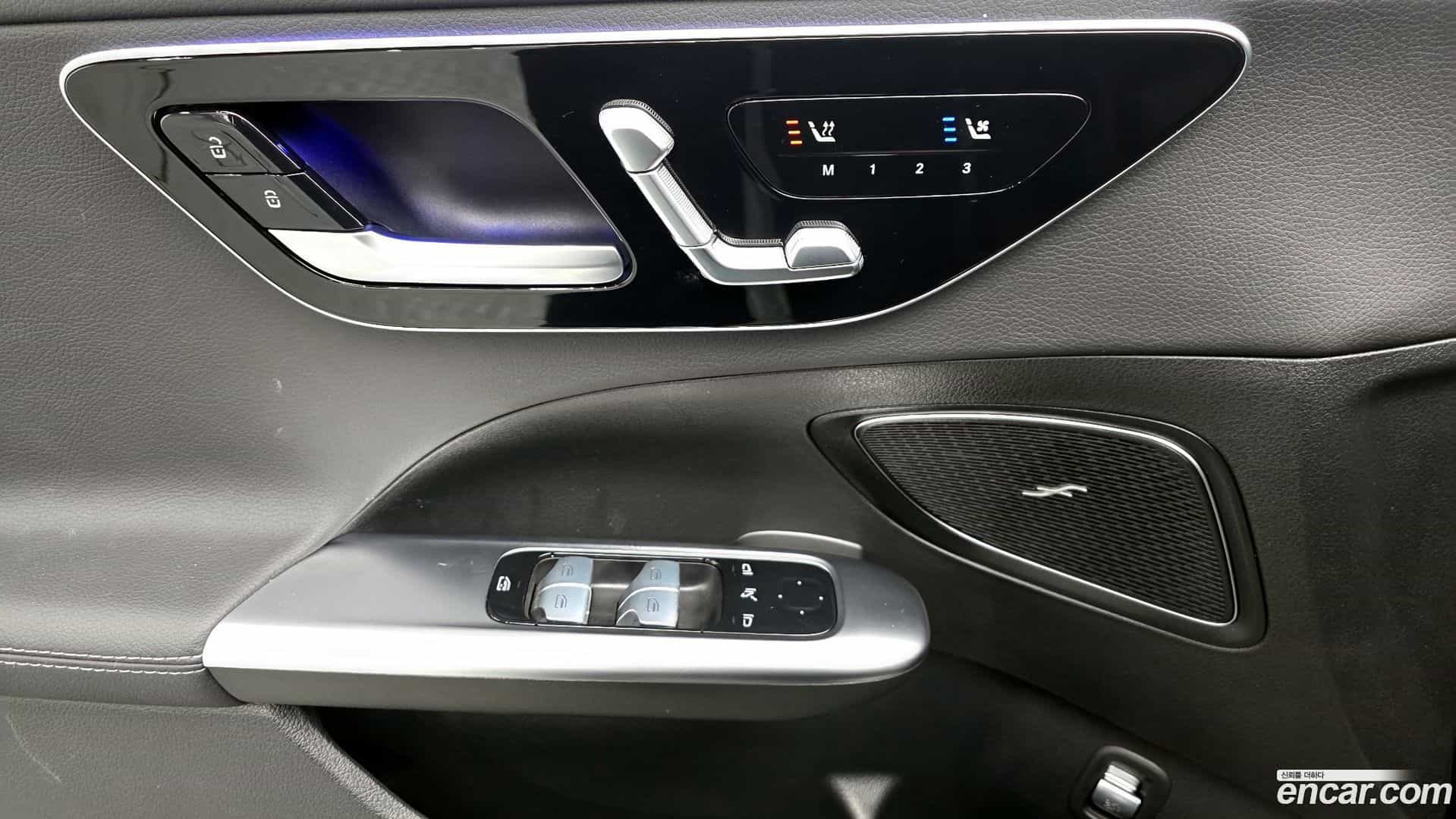 C-Class Mercedes-Benz 2024.1-OPTION-023