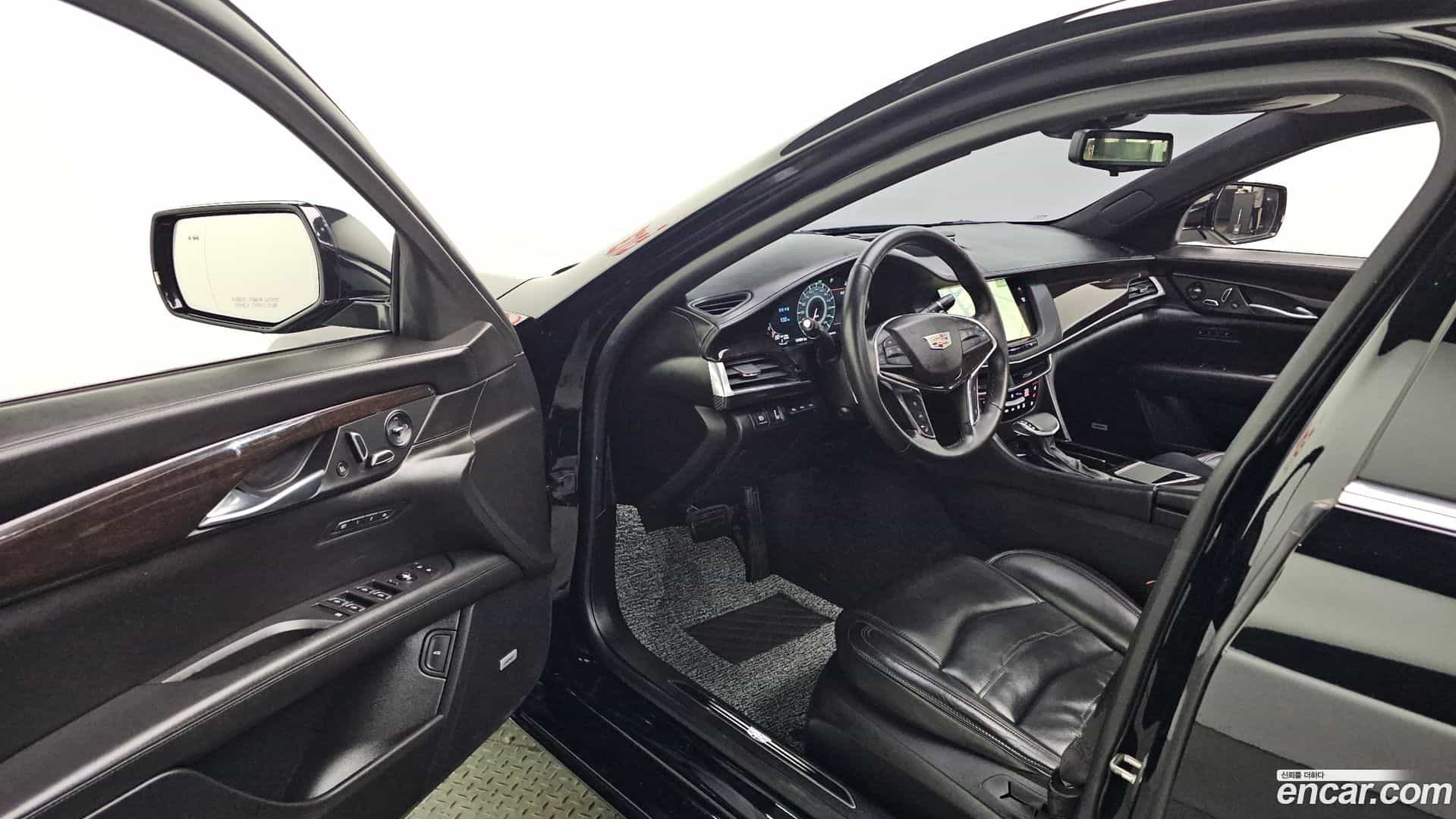 CT6 Cadillac 2017.10-INNER-010