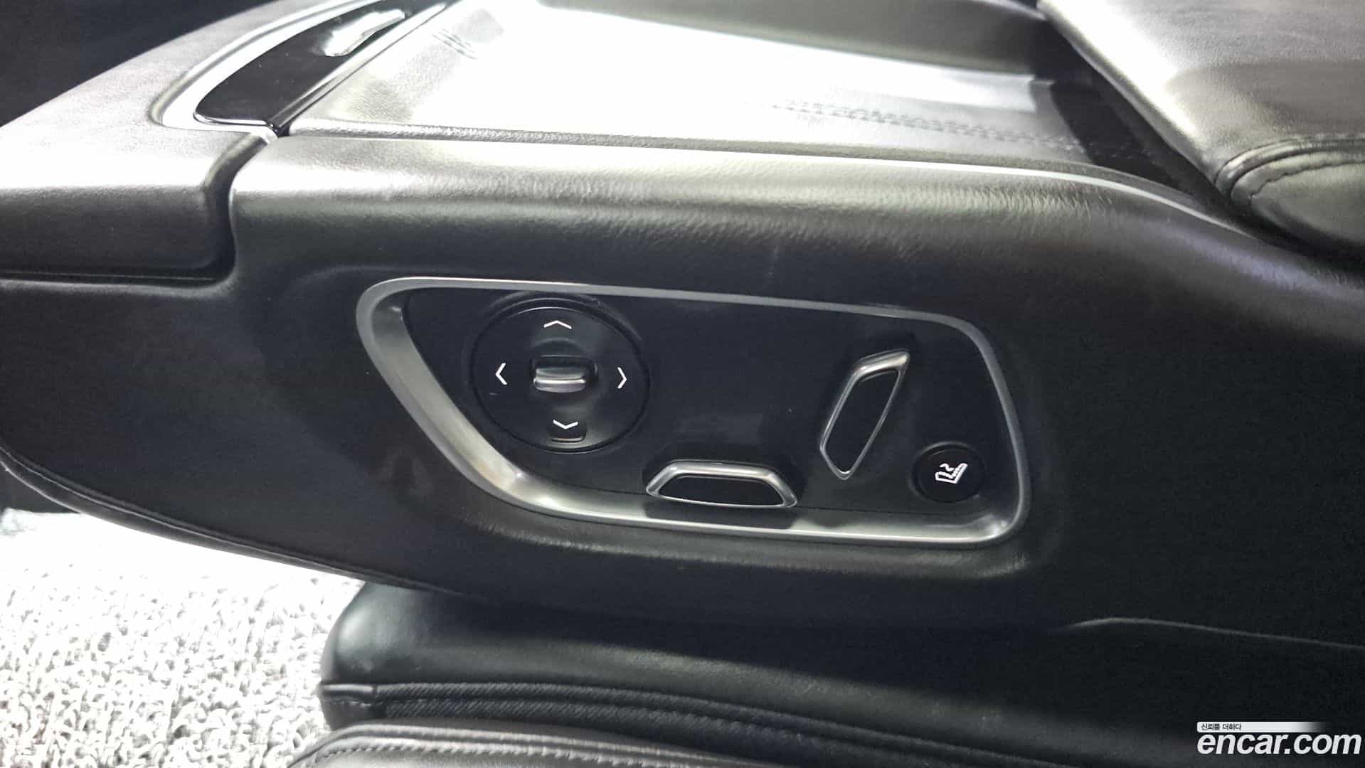 CT6 Cadillac 2017.10-OPTION-024