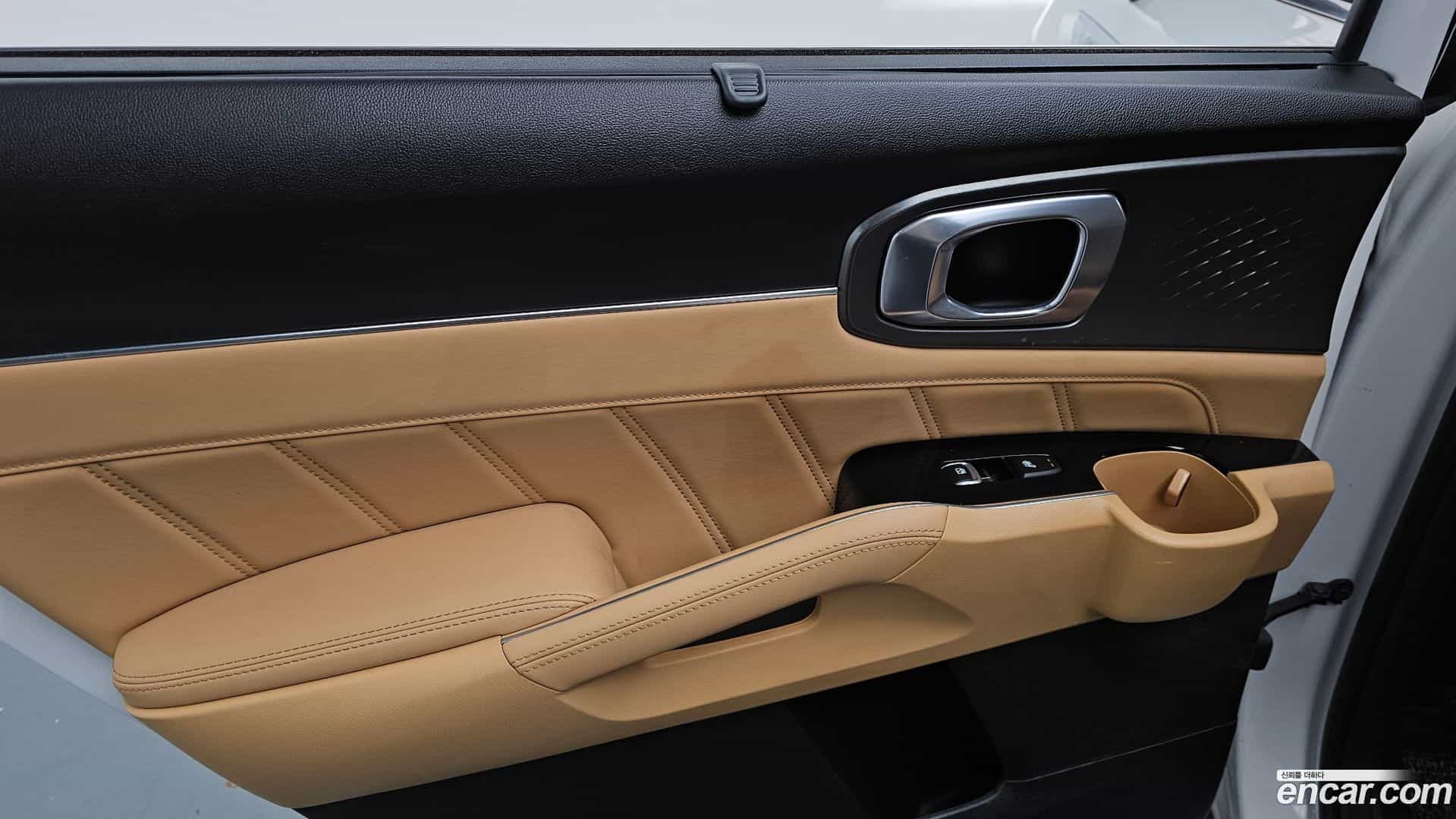 Sorento Kia 2022.7-INNER-035