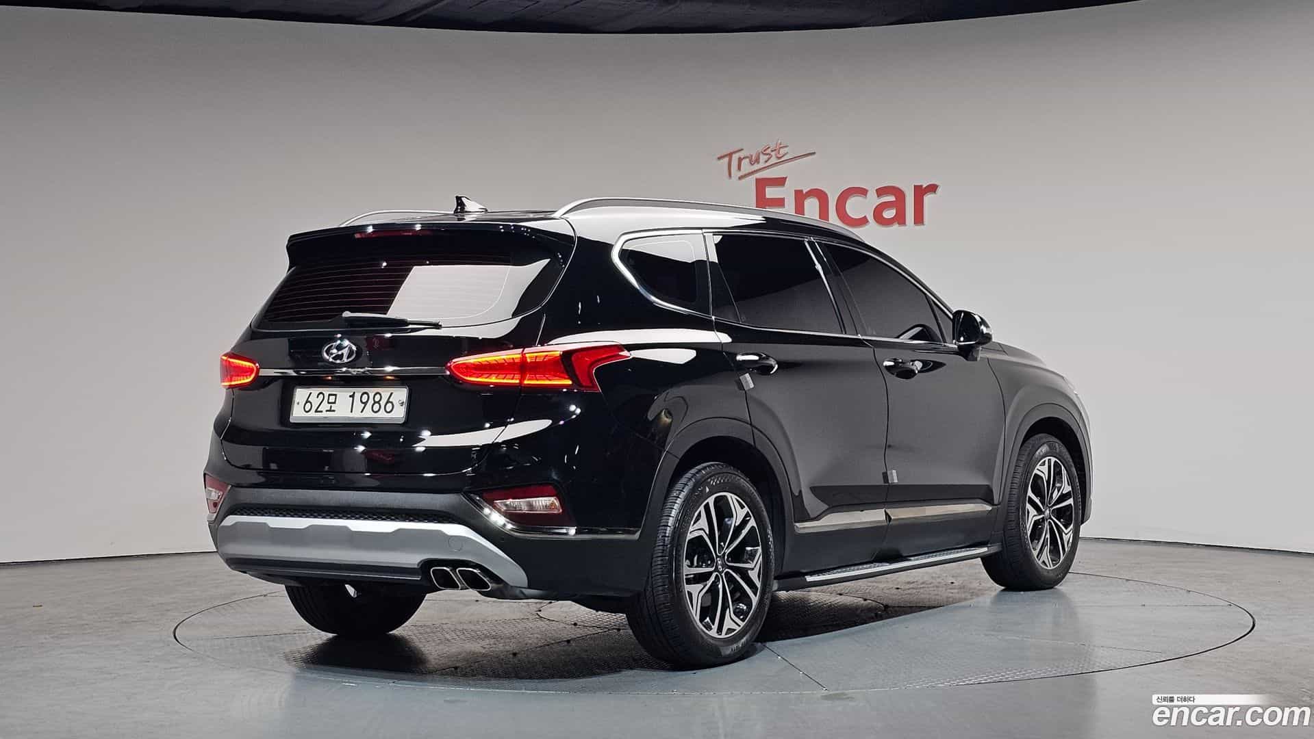 Santafe Hyundai 2018.3-OUTER-002