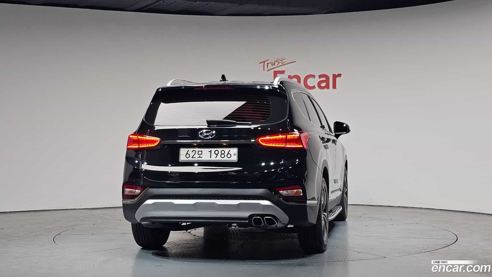 Santafe Hyundai 2018.3-OUTER-004