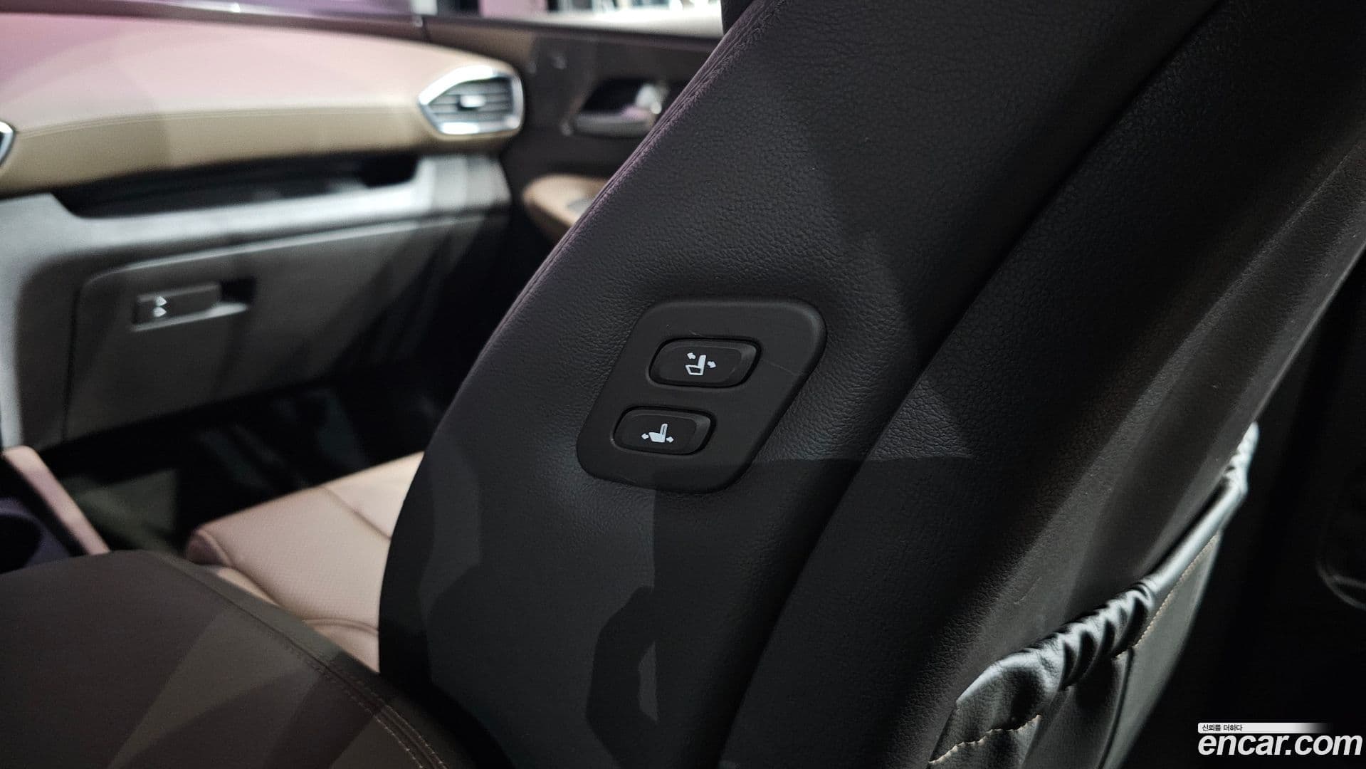 Main__Slider__Photo:Santafe Hyundai 2018.3-32