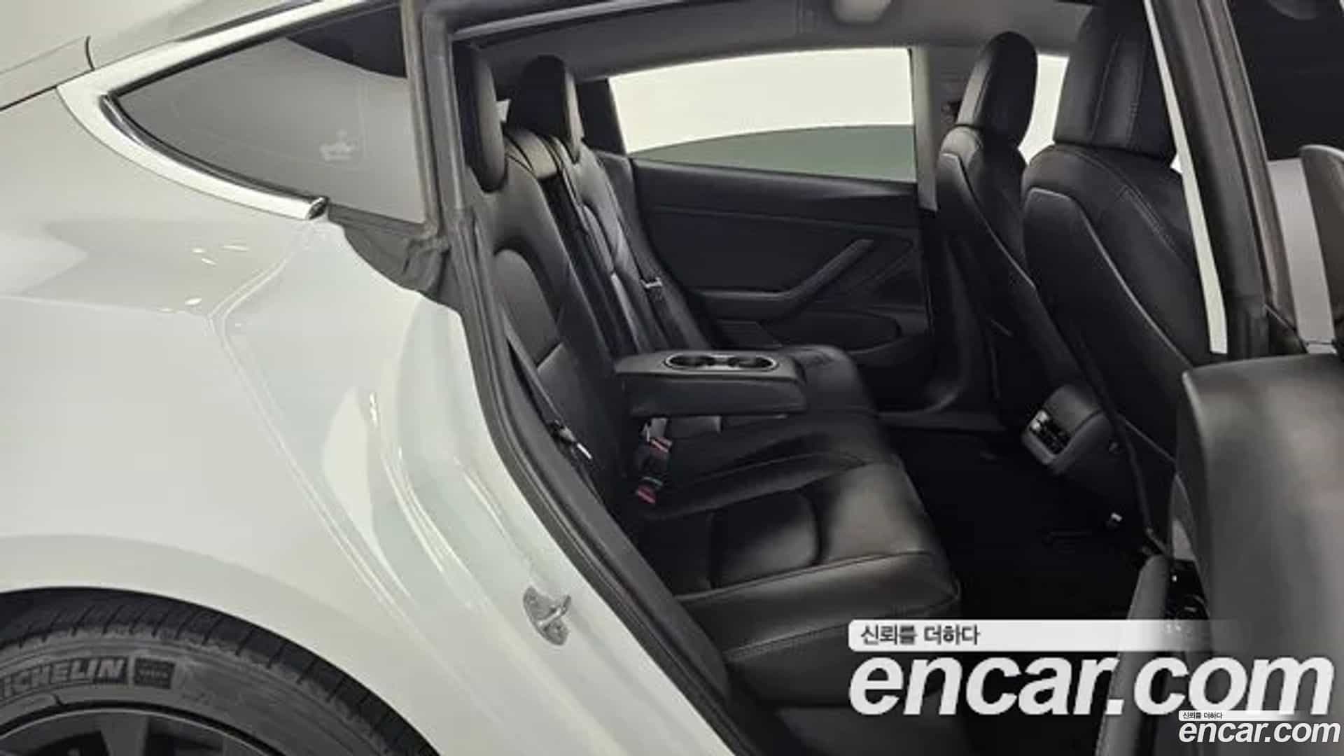 Model 3 Tesla 2020.11-OPTION-015