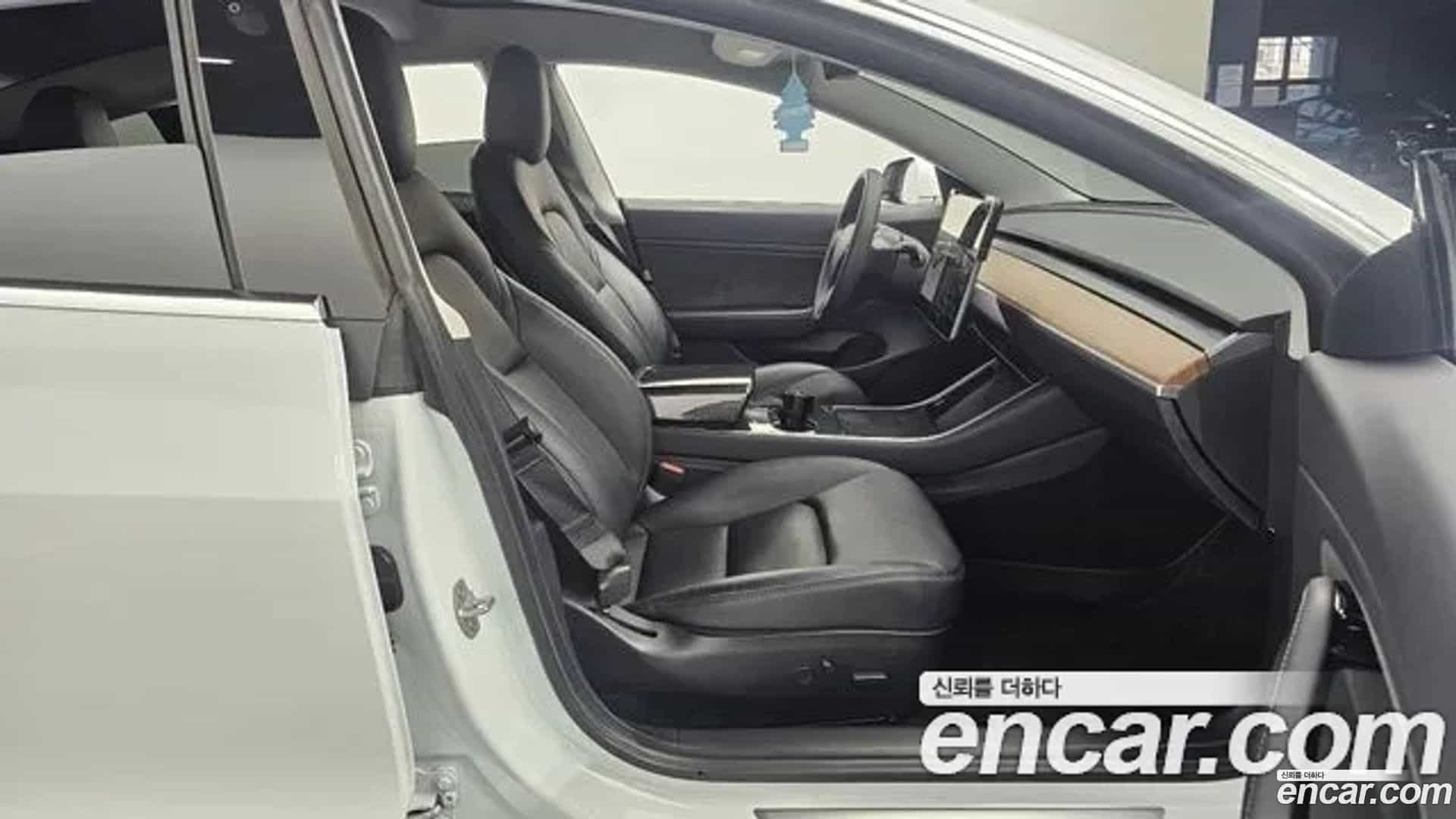 Model 3 Tesla 2020.11-OPTION-016