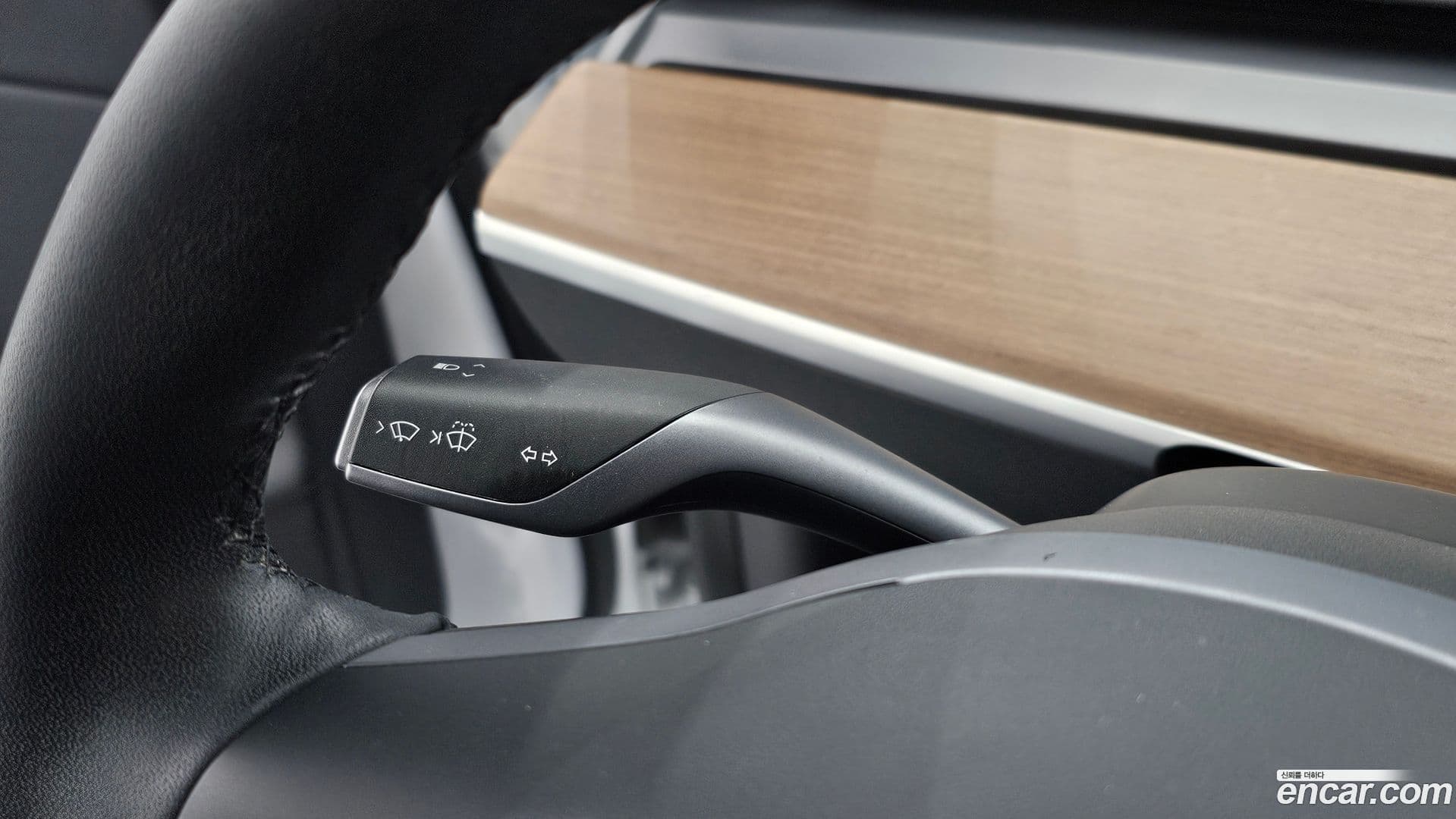 Main__Slider__Photo:Model 3 Tesla 2020.11-27