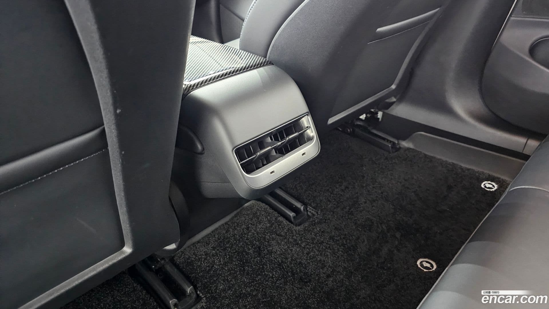 Main__Slider__Photo:Model 3 Tesla 2020.11-28