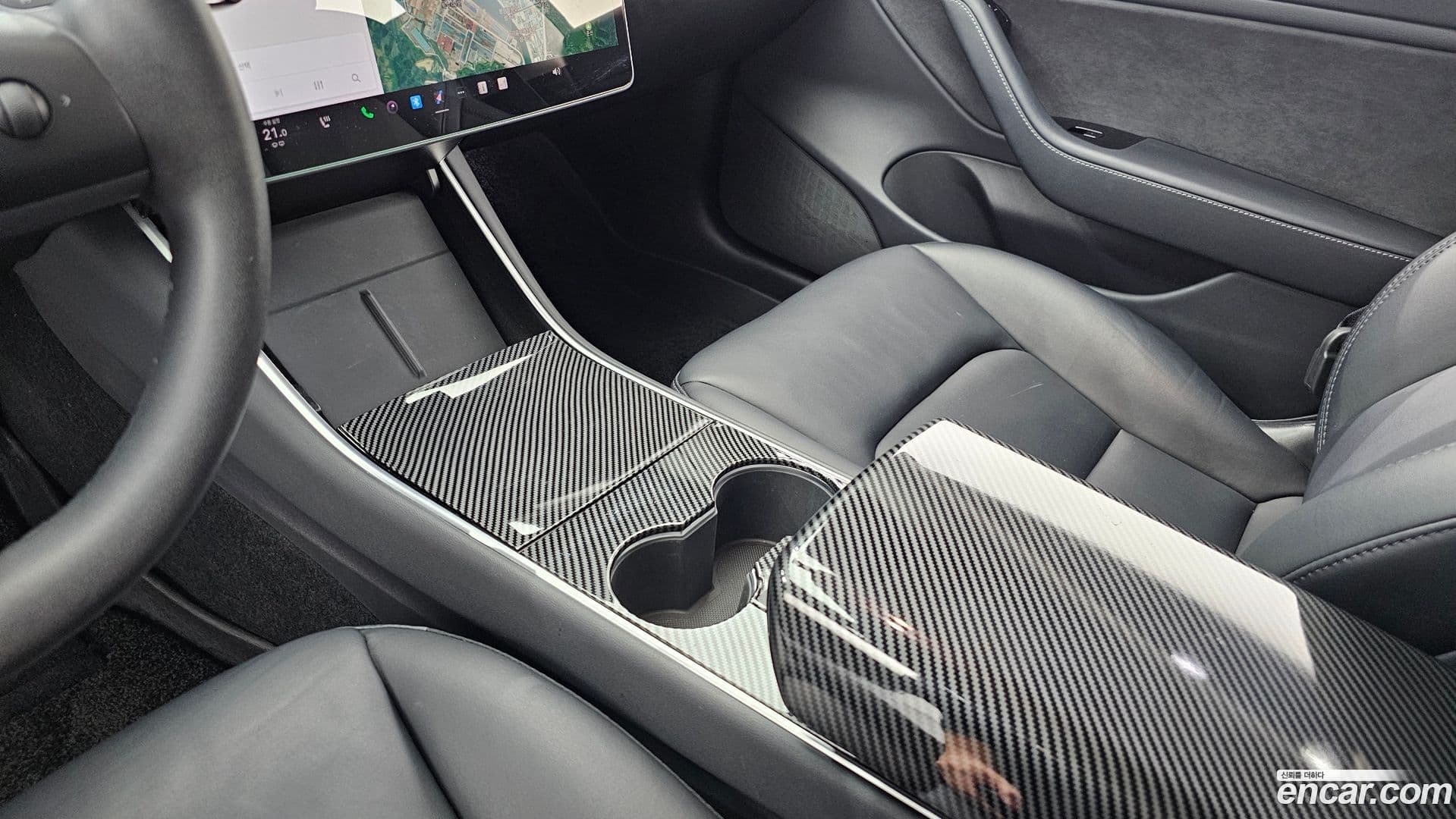 Main__Slider__Photo:Model 3 Tesla 2020.11-29