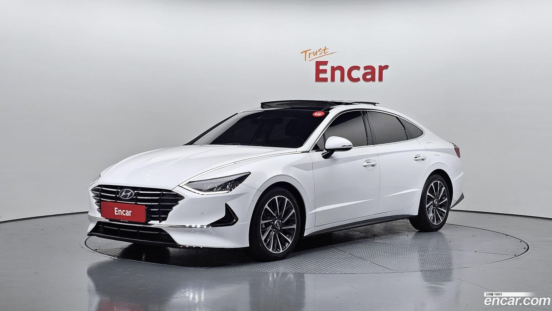 Main__Slider__Photo:Sonata Hyundai 2019.8-0