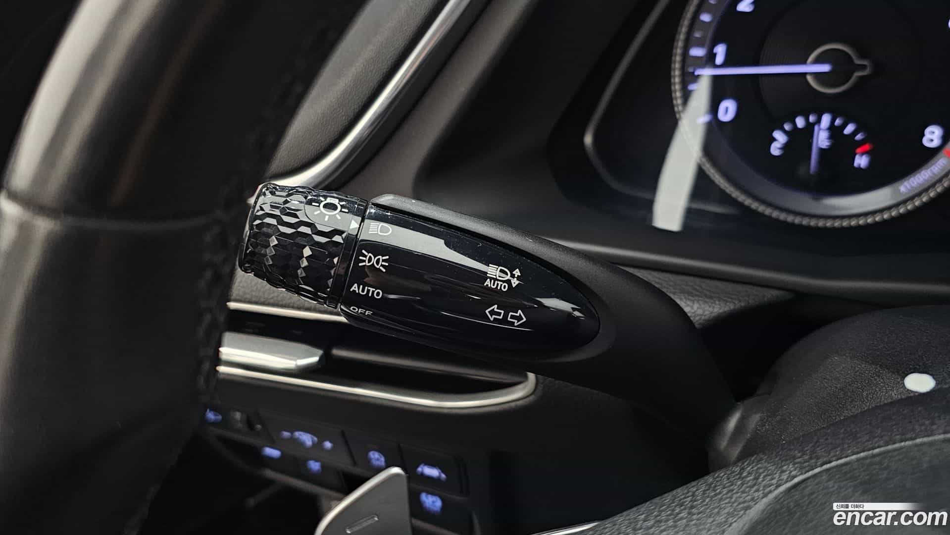 Sonata Hyundai 2019.8-OPTION-045