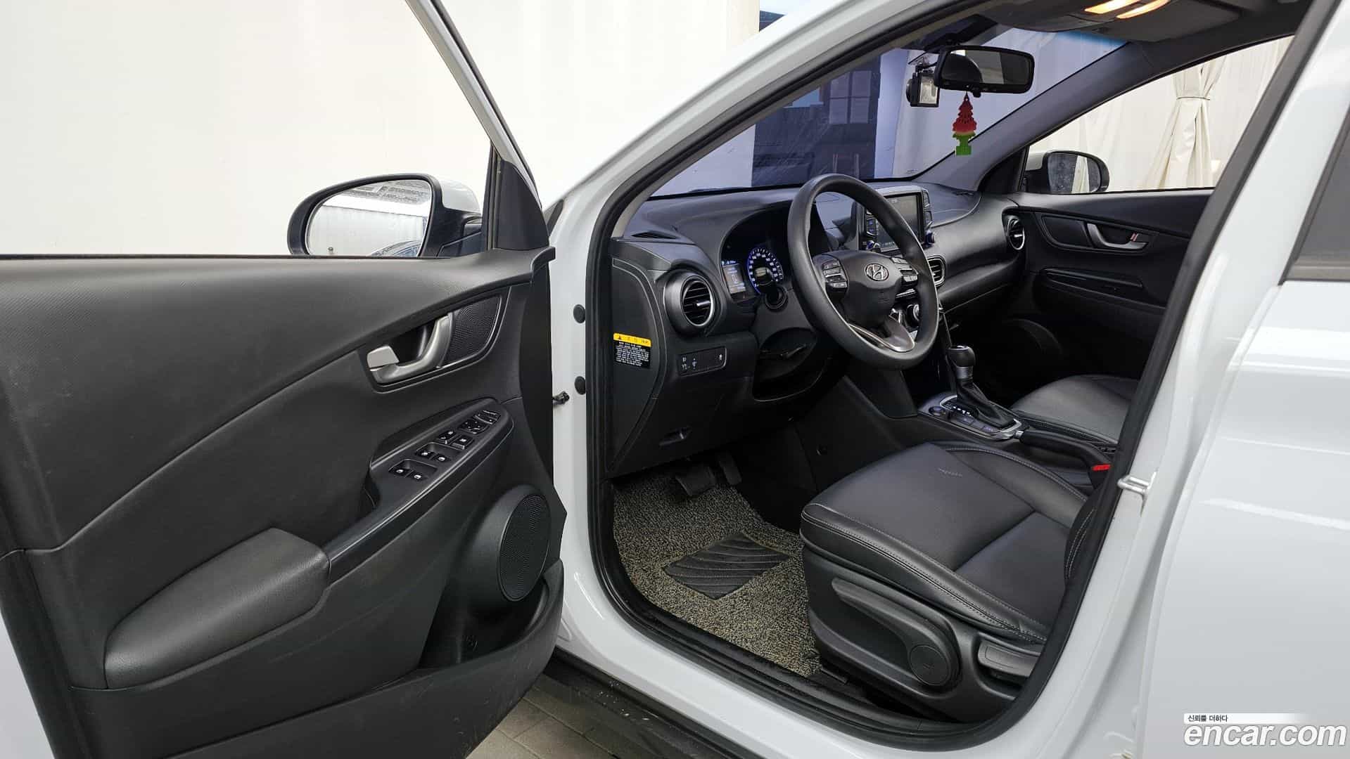 Kona Hyundai 2018.4-INNER-010