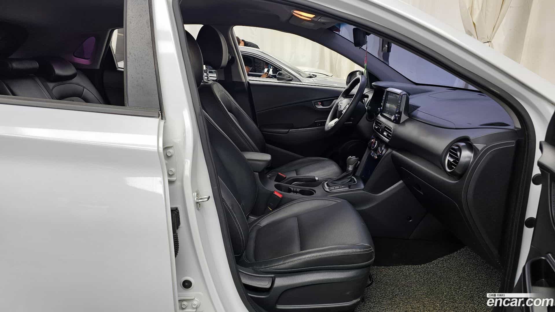 Kona Hyundai 2018.4-OPTION-015