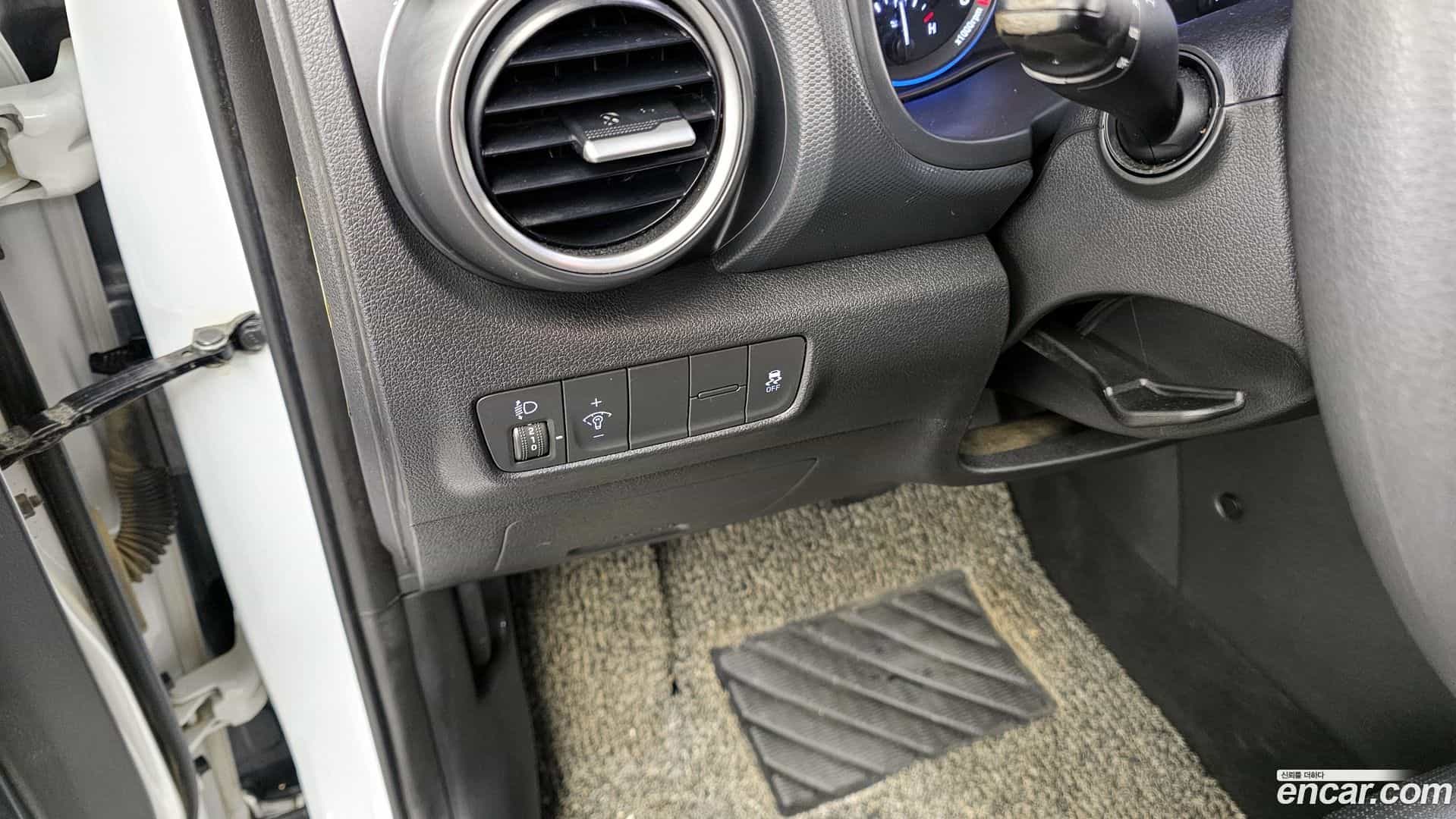 Kona Hyundai 2018.4-OPTION-020