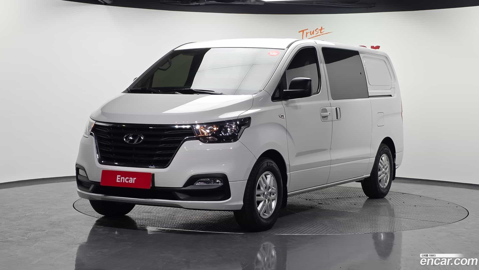 Starex Hyundai 2018.3-OUTER-001
