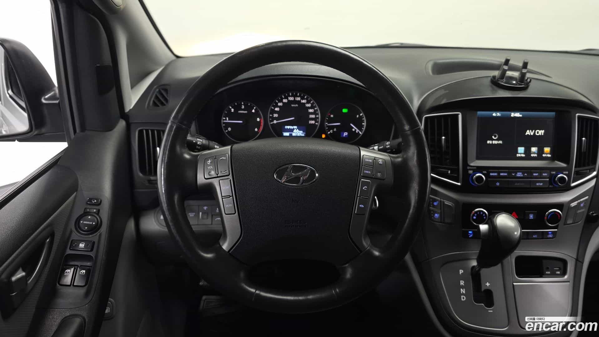 Starex Hyundai 2018.3-OPTION-017