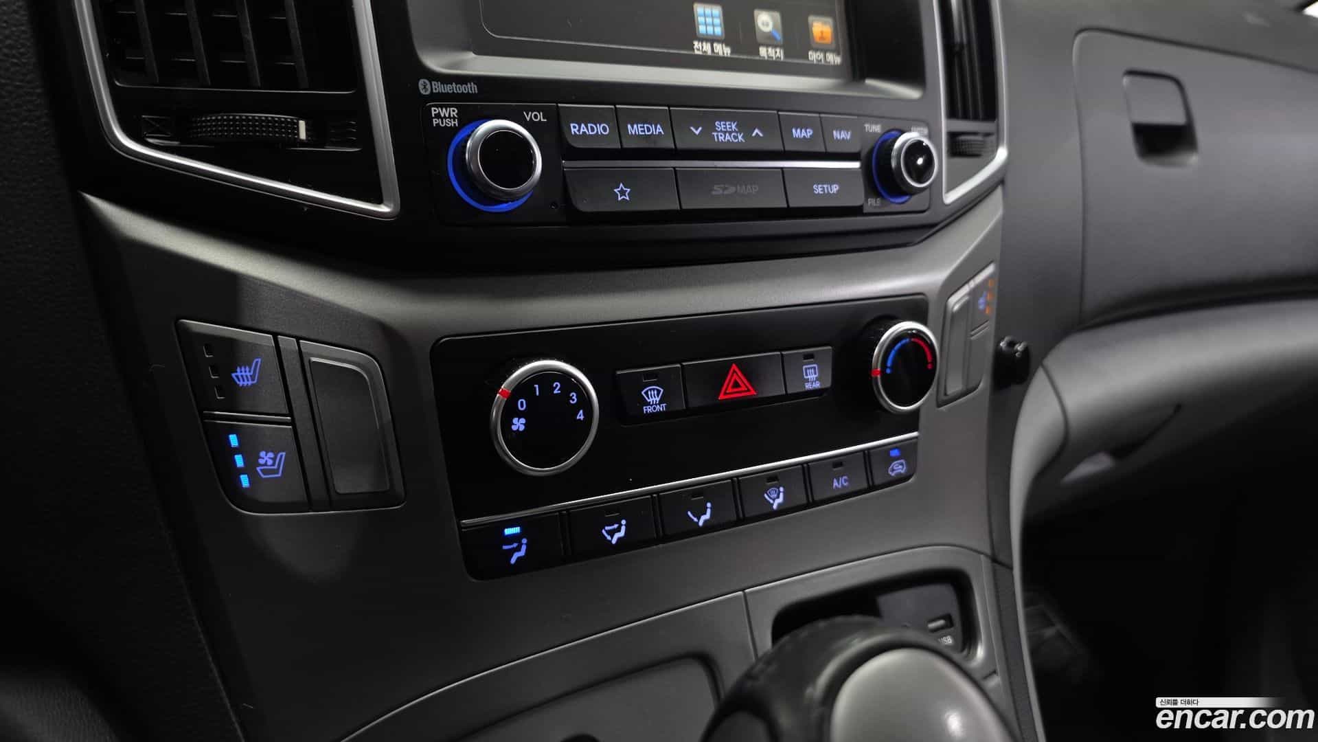 Starex Hyundai 2018.3-OPTION-023