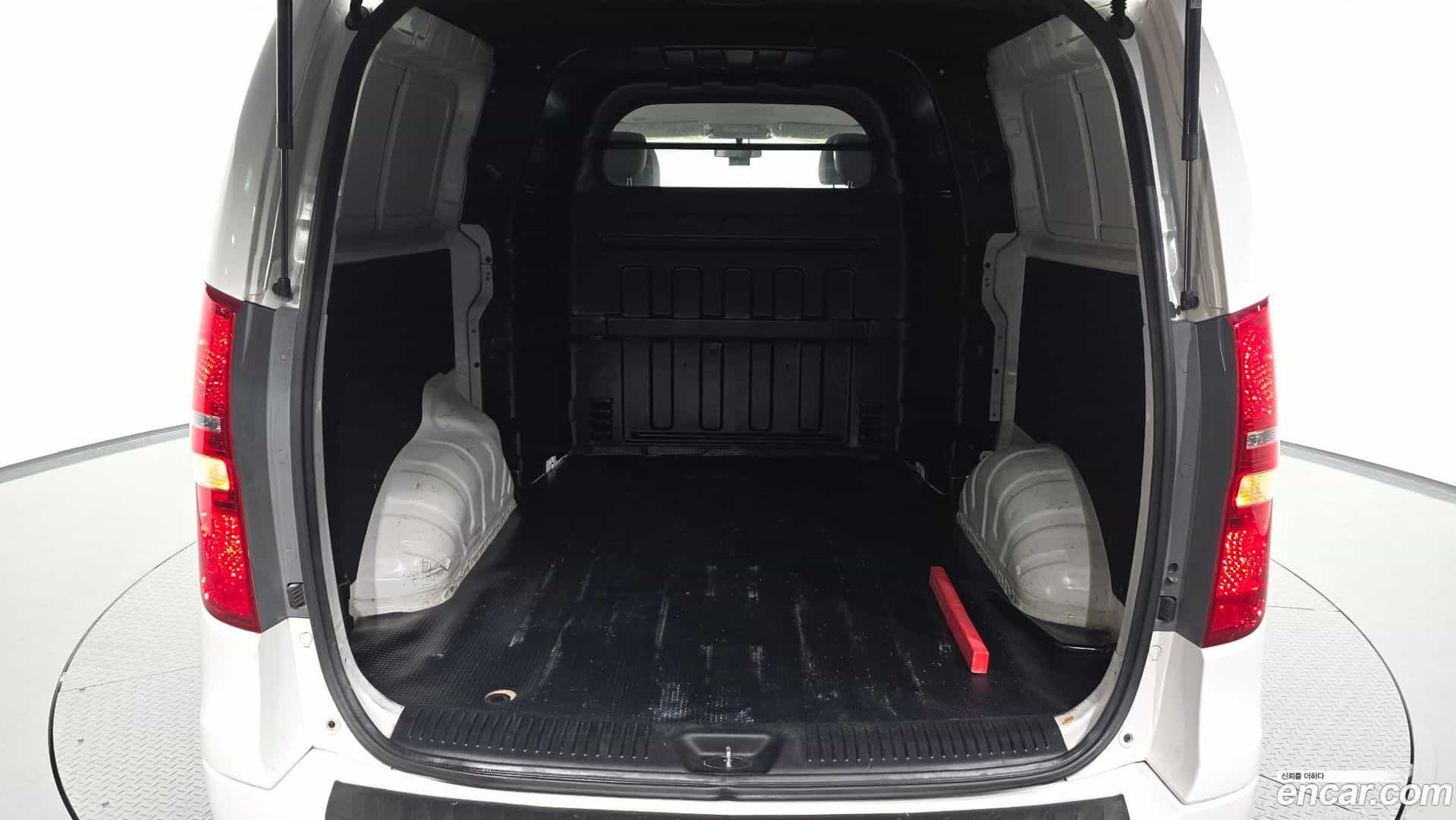Starex Hyundai 2018.3-OPTION-024