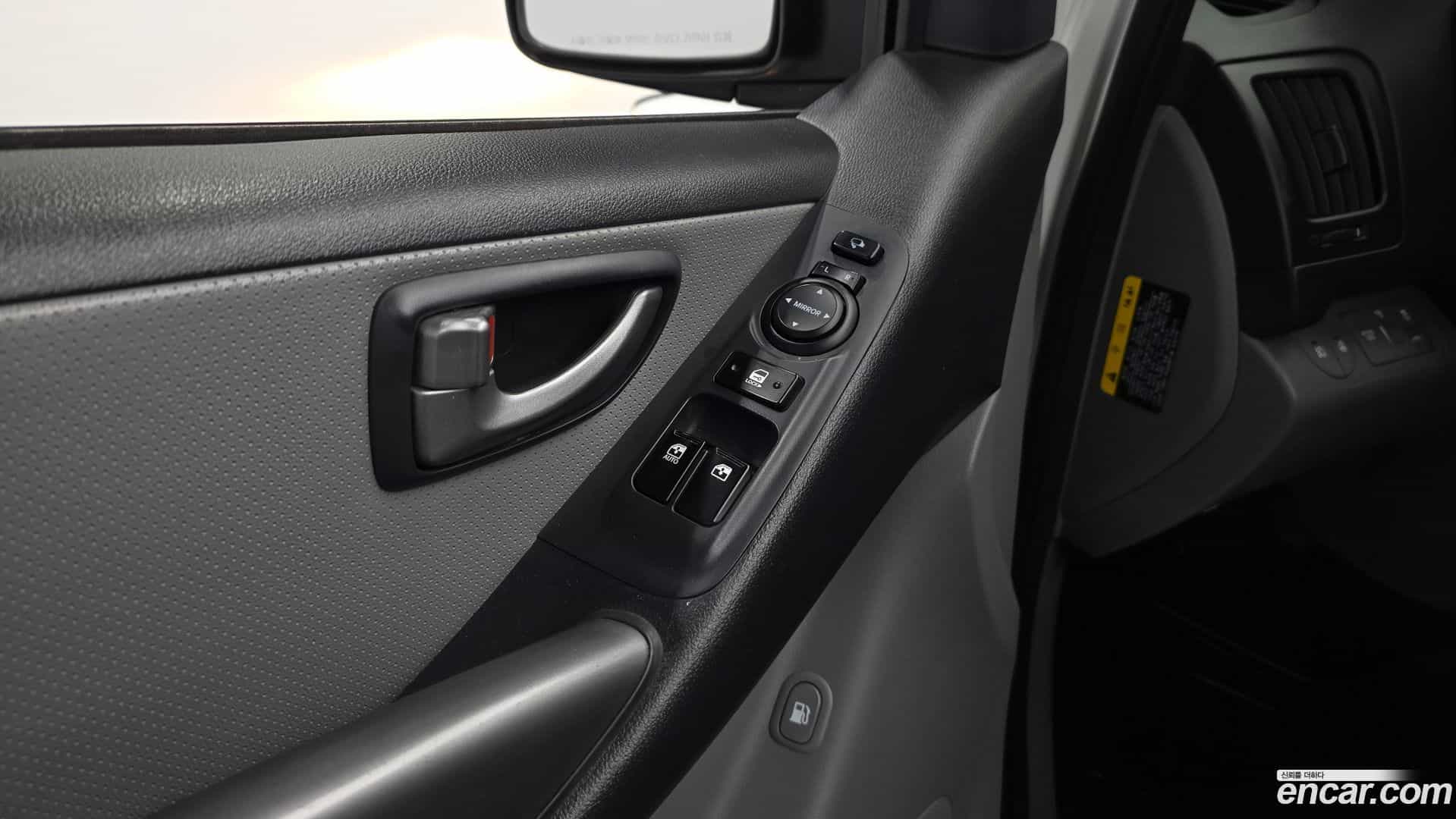 Starex Hyundai 2018.3-OPTION-040