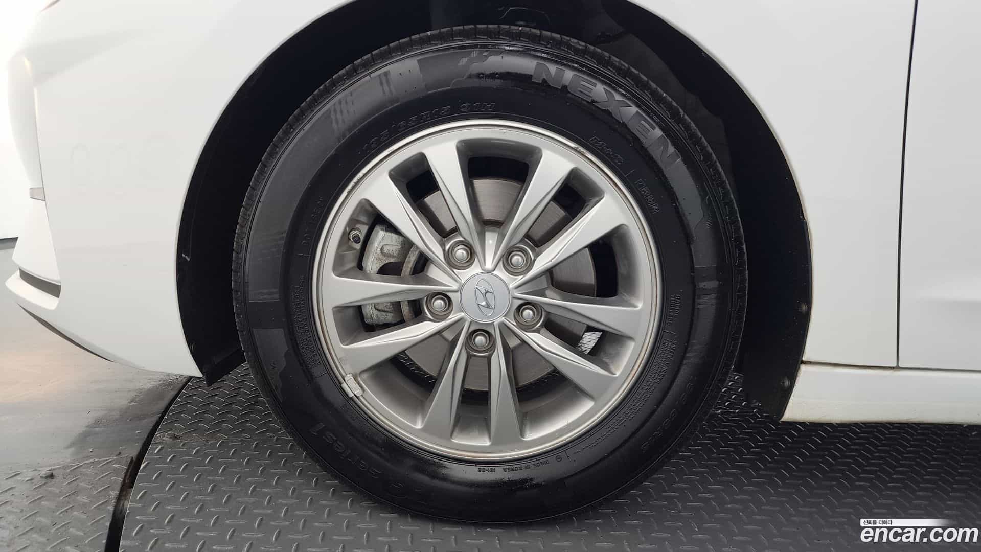 AVANTE Hyundai 2019.3-OUTER-005