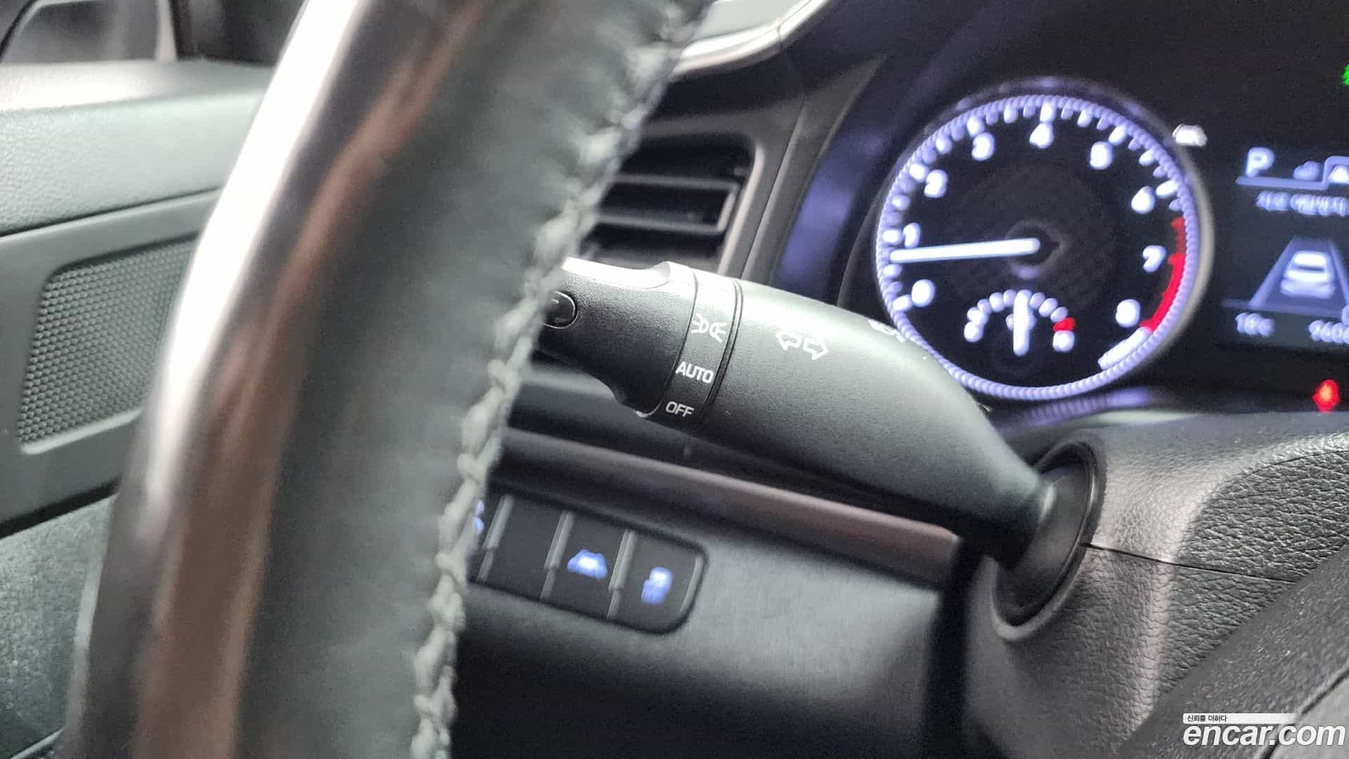 AVANTE Hyundai 2019.3-OPTION-017
