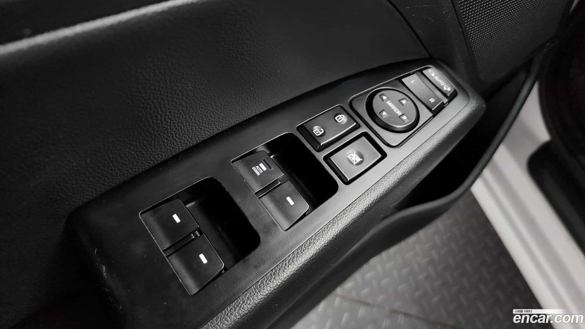 AVANTE Hyundai 2019.3-OPTION-046