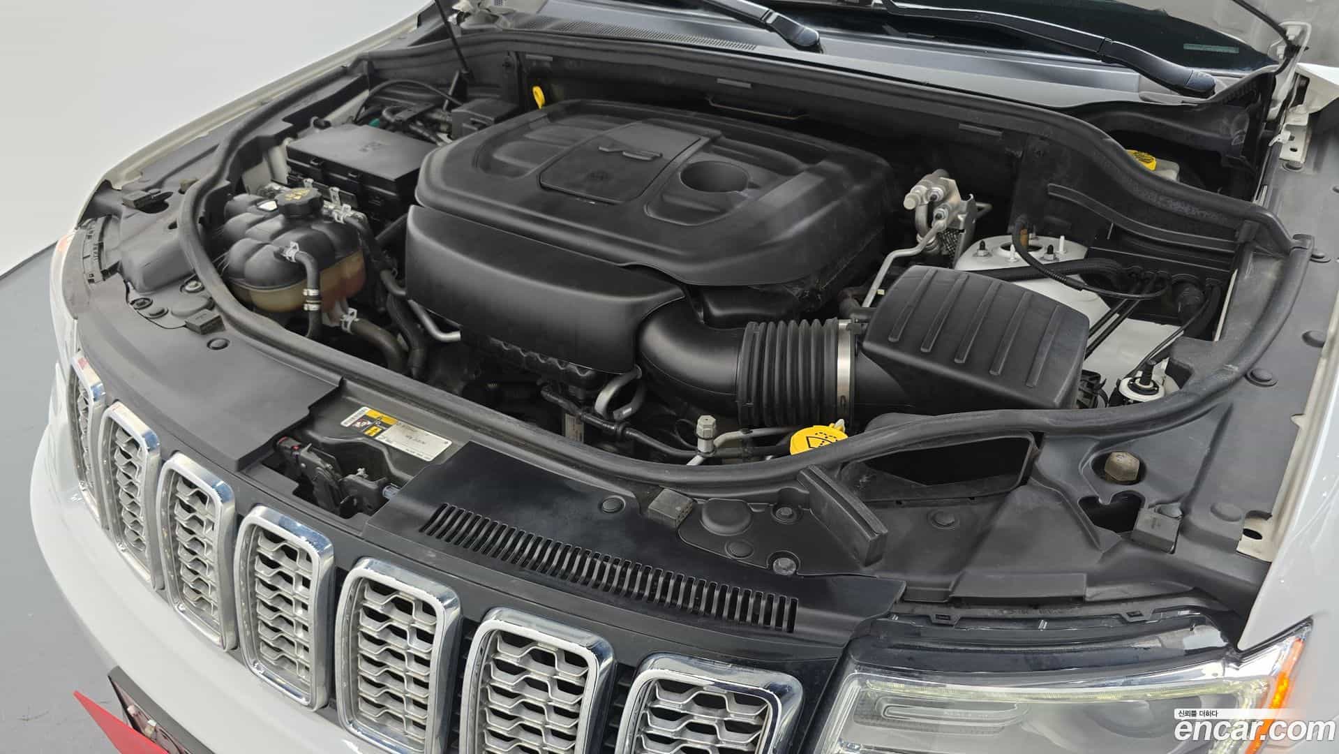 Cherokee Jeep 2019.9-OUTER-006