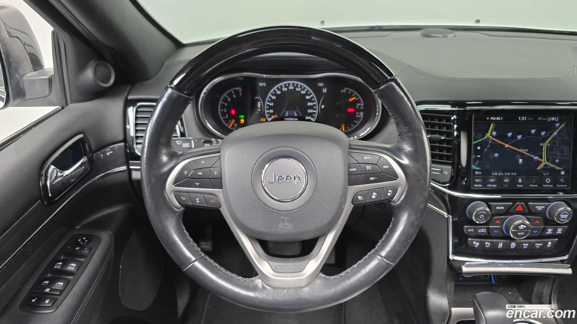Cherokee Jeep 2019.9-OPTION-019