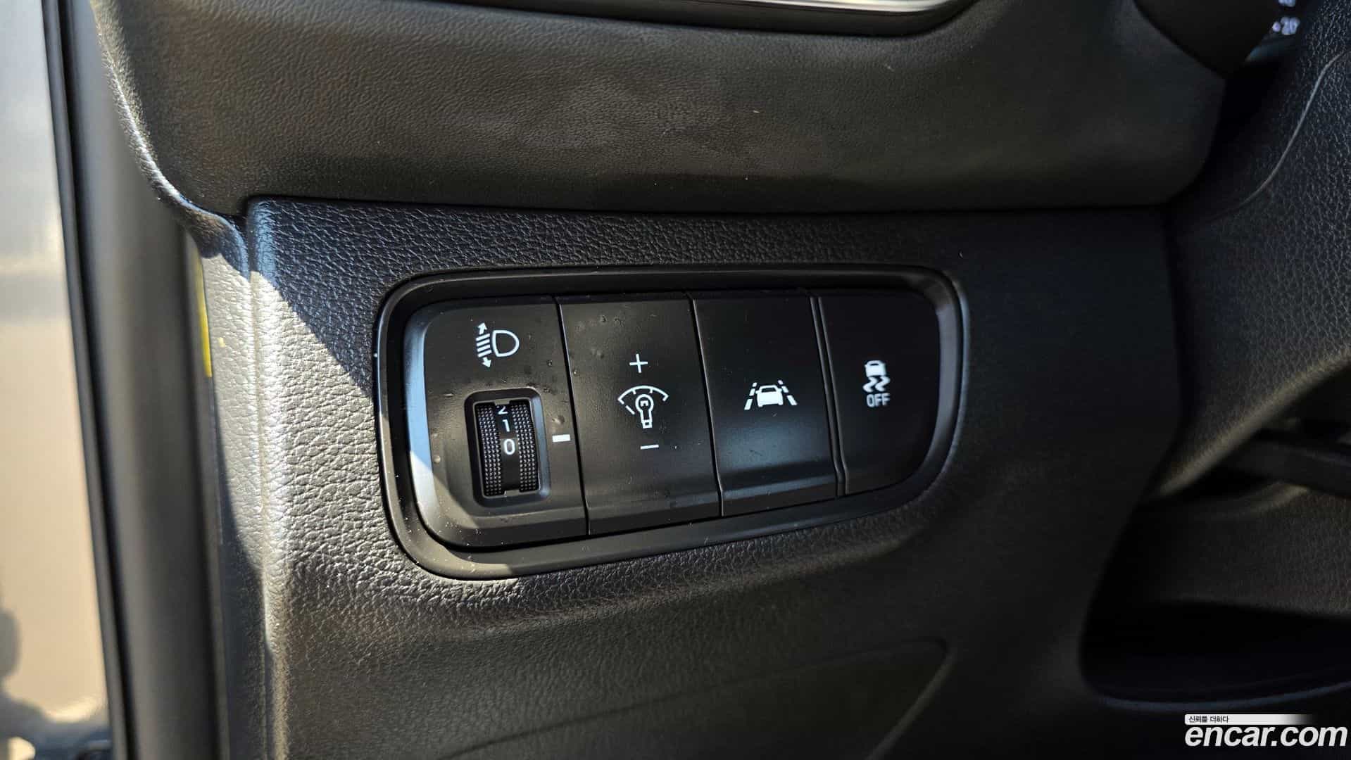 Santafe Hyundai 2018.4-OPTION-022
