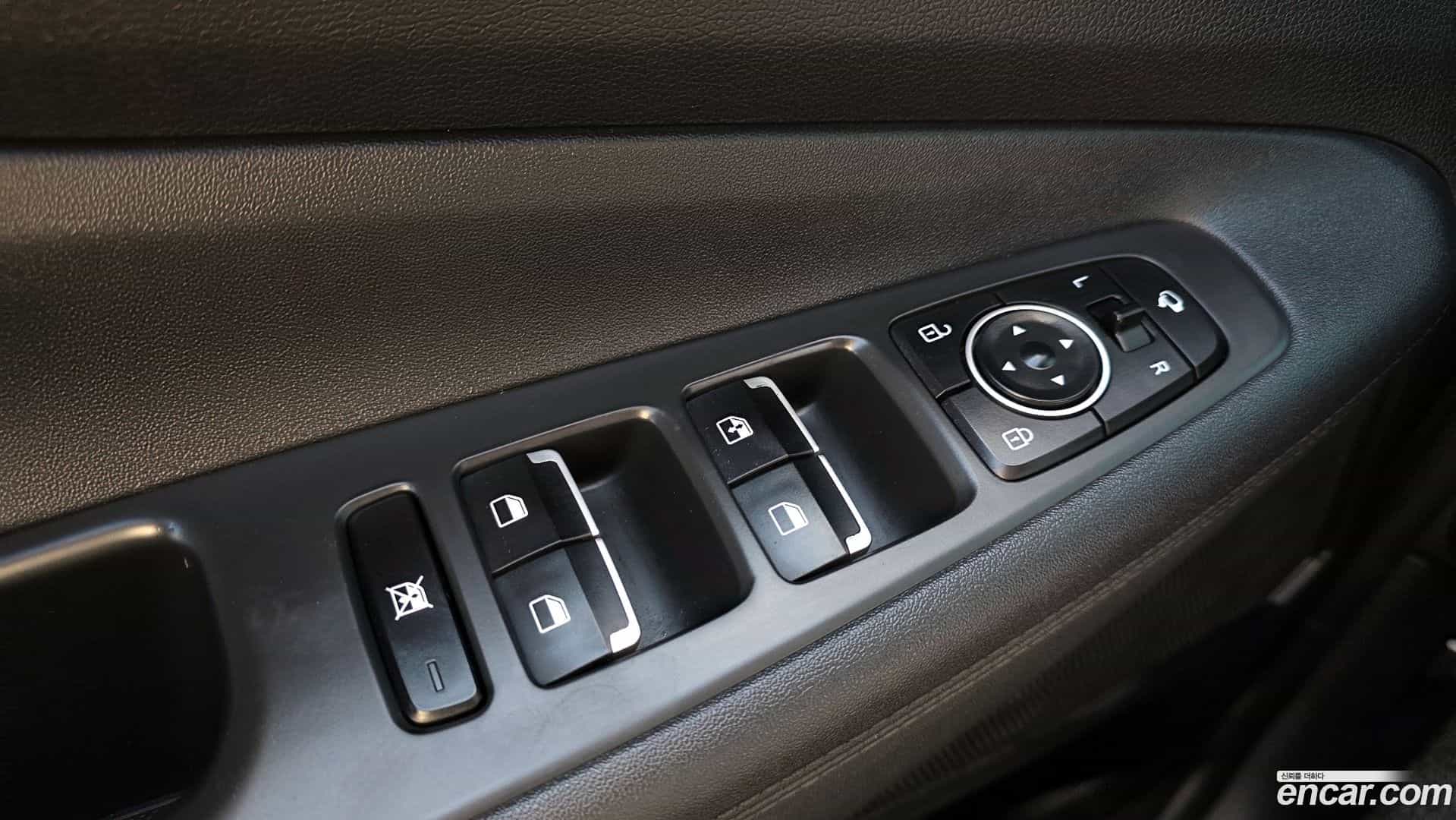 Santafe Hyundai 2018.4-OPTION-023