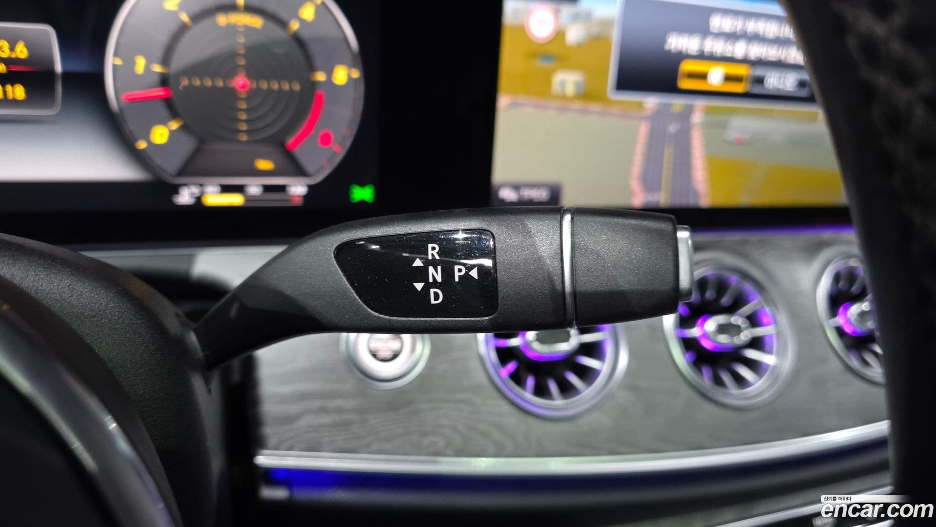 Main__Slider__Photo:CLS-Class Mercedes-Benz 2019.5-8