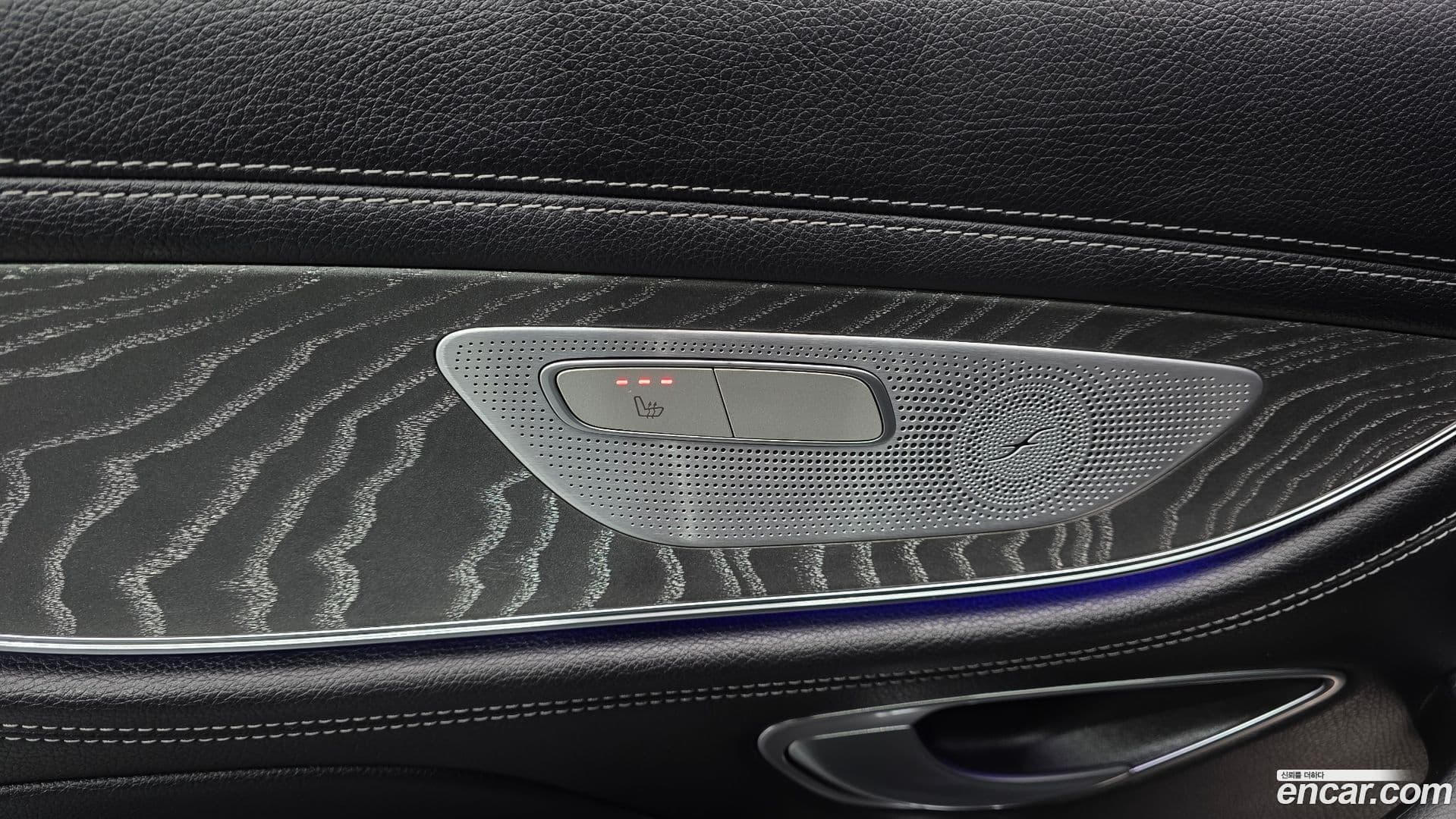 Main__Slider__Photo:CLS-Class Mercedes-Benz 2019.5-18