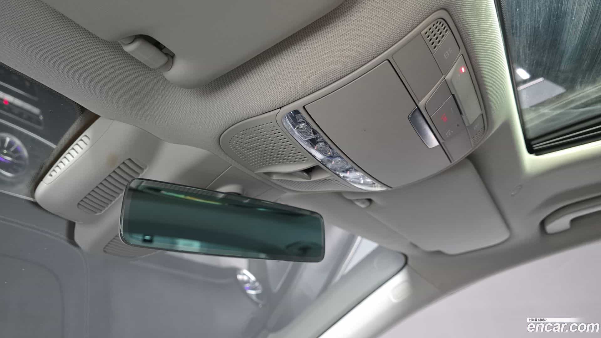 CLS-Class Mercedes-Benz 2019.5-OPTION-042