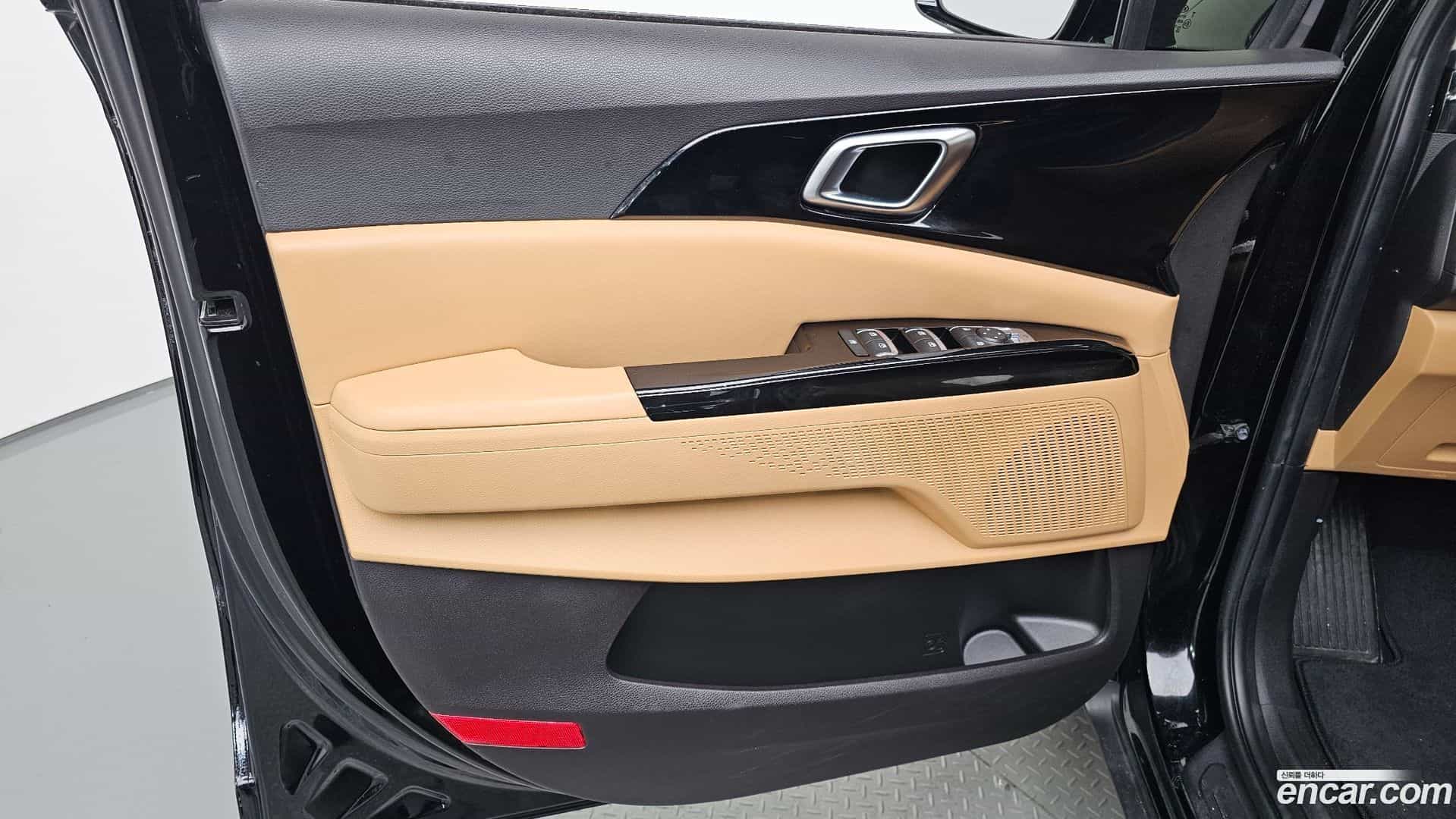 Canival Kia 2021.2-INNER-034