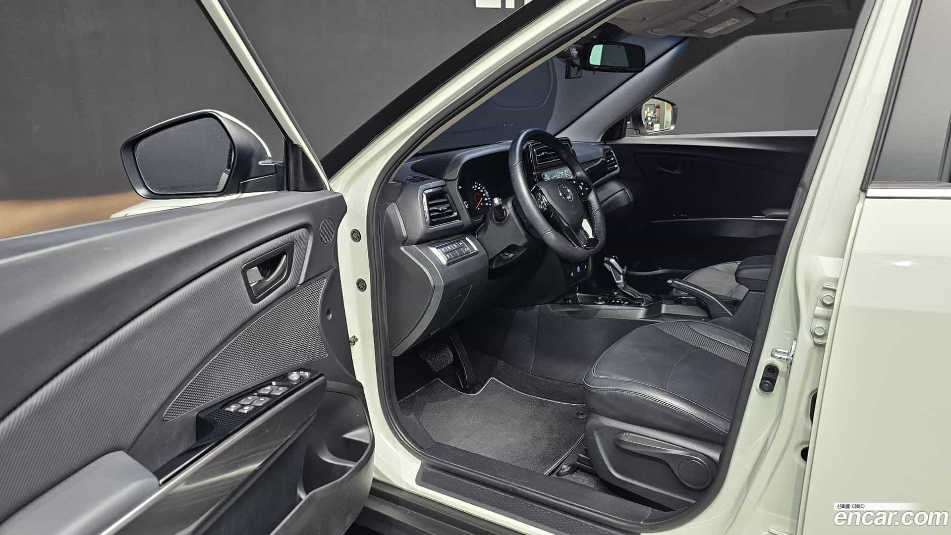 TIBOLI KG Mobility 2020.6-INNER-010