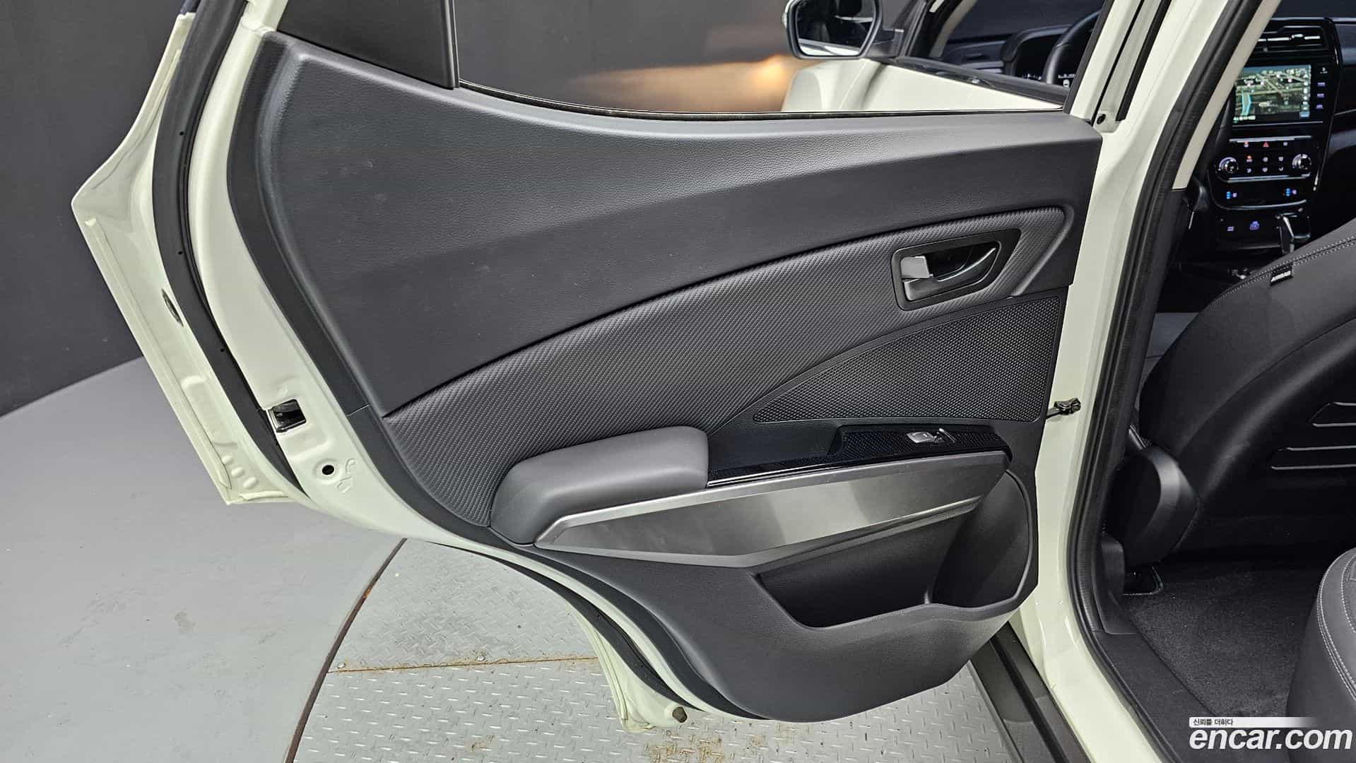 TIBOLI KG Mobility 2020.6-INNER-035