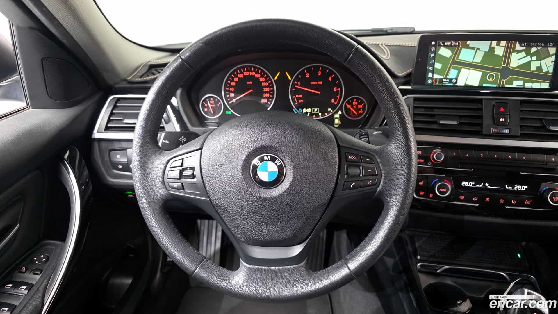 3-Series BMW 2018.1-OPTION-017