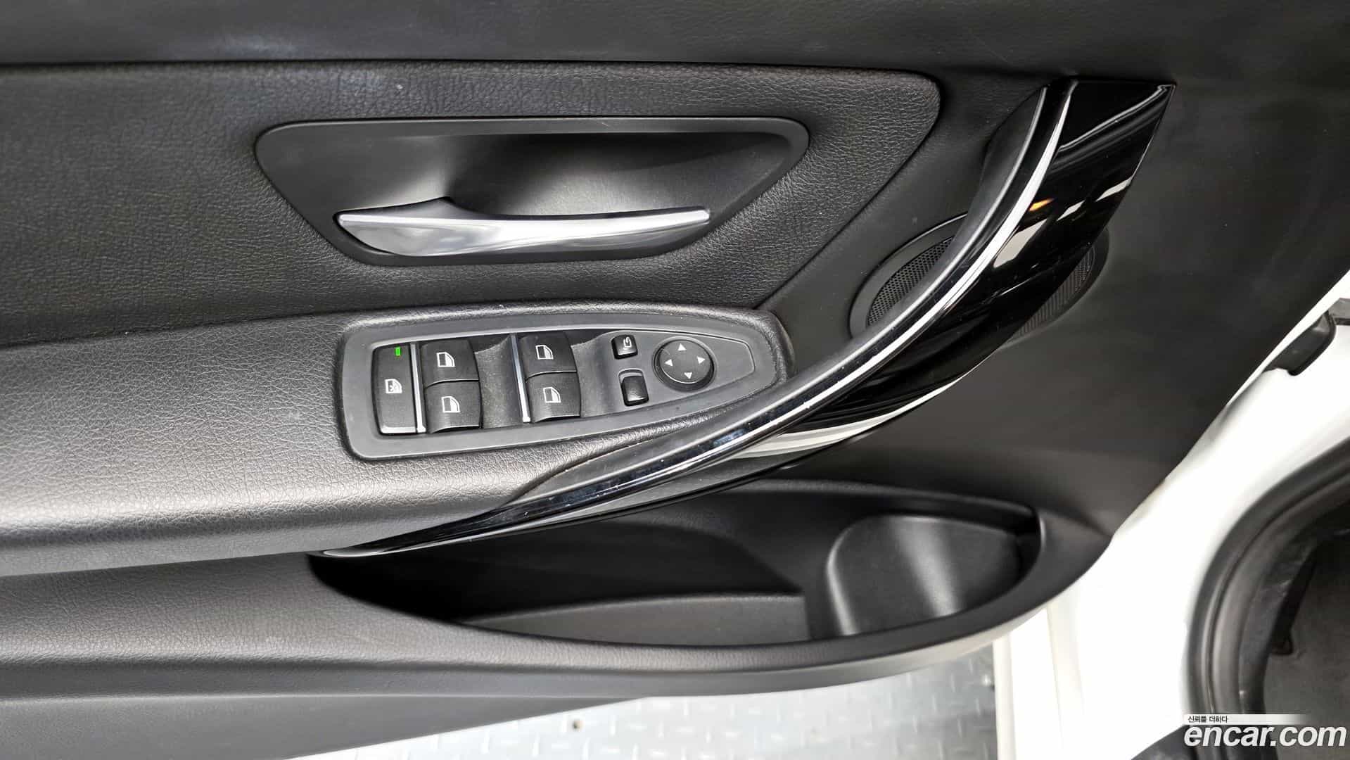 3-Series BMW 2018.1-OPTION-040