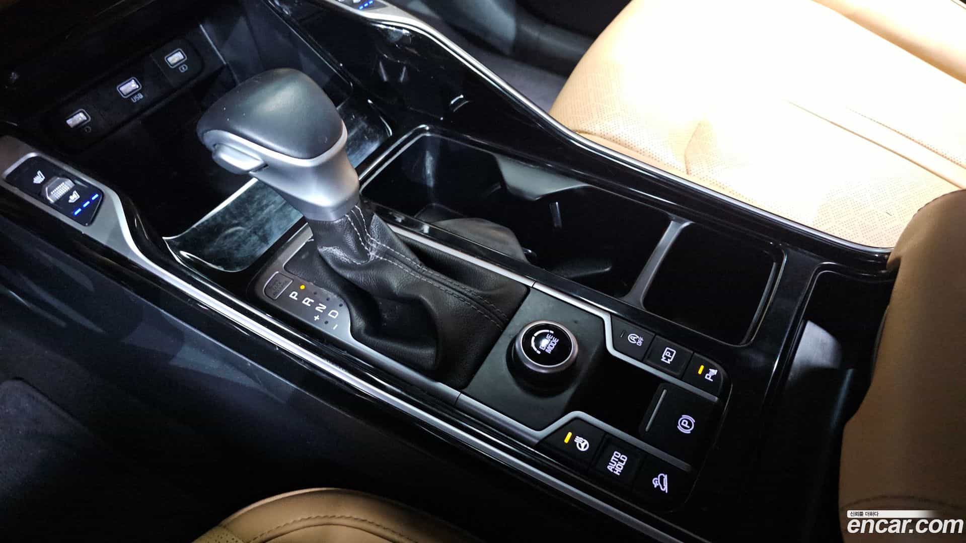 Sorento Kia 2022.2-INNER-009