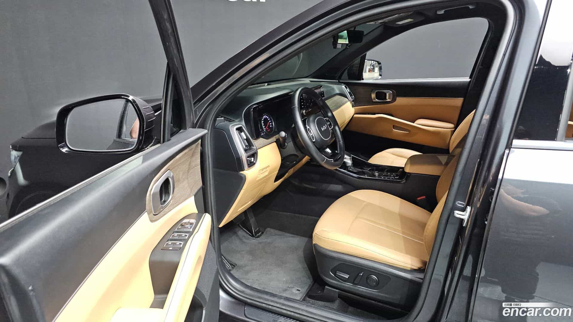 Sorento Kia 2022.2-INNER-010
