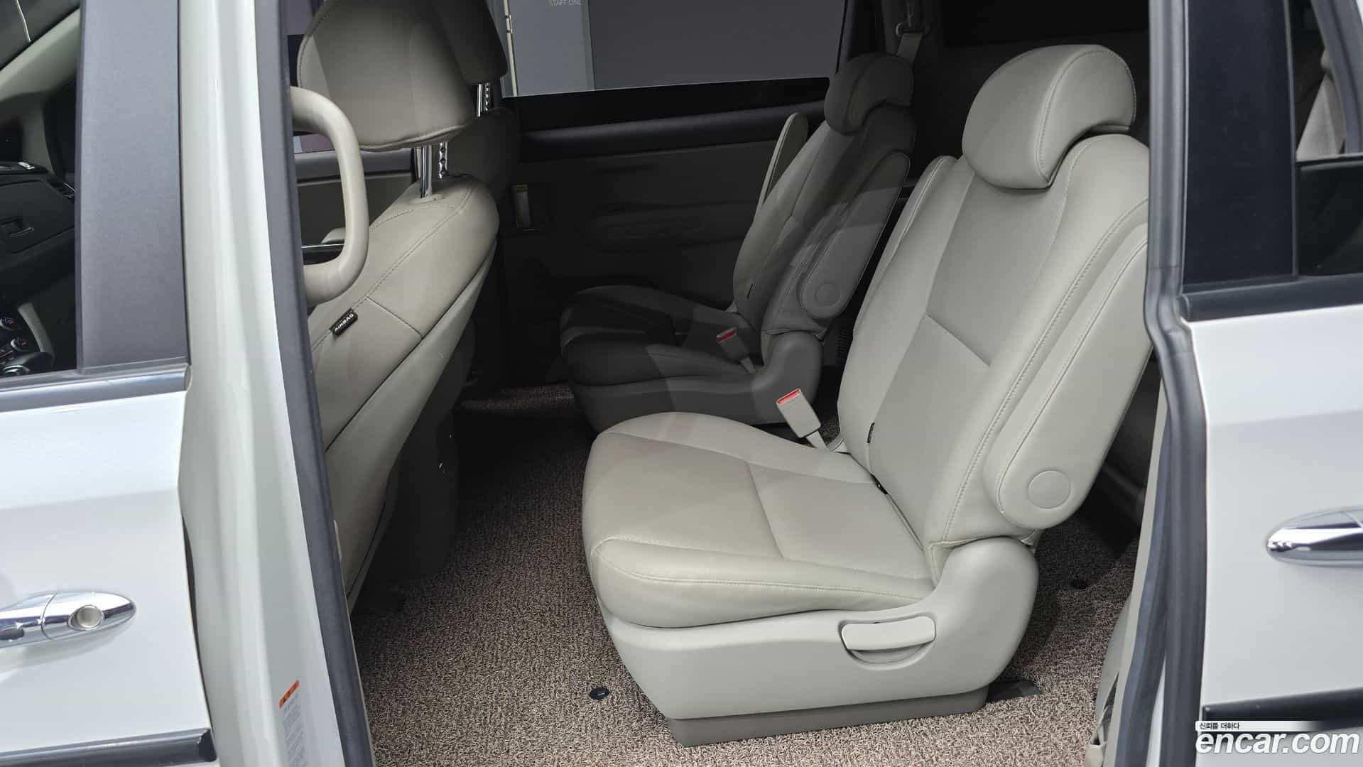 Canival Kia 2016.11-OPTION-015