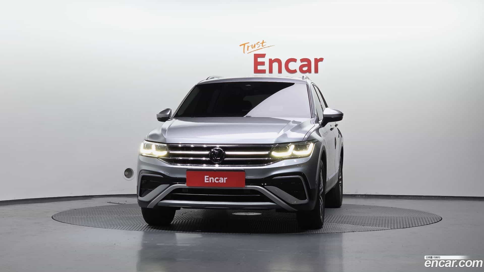 Tiguan Volkswagen 2022.11-OUTER-003
