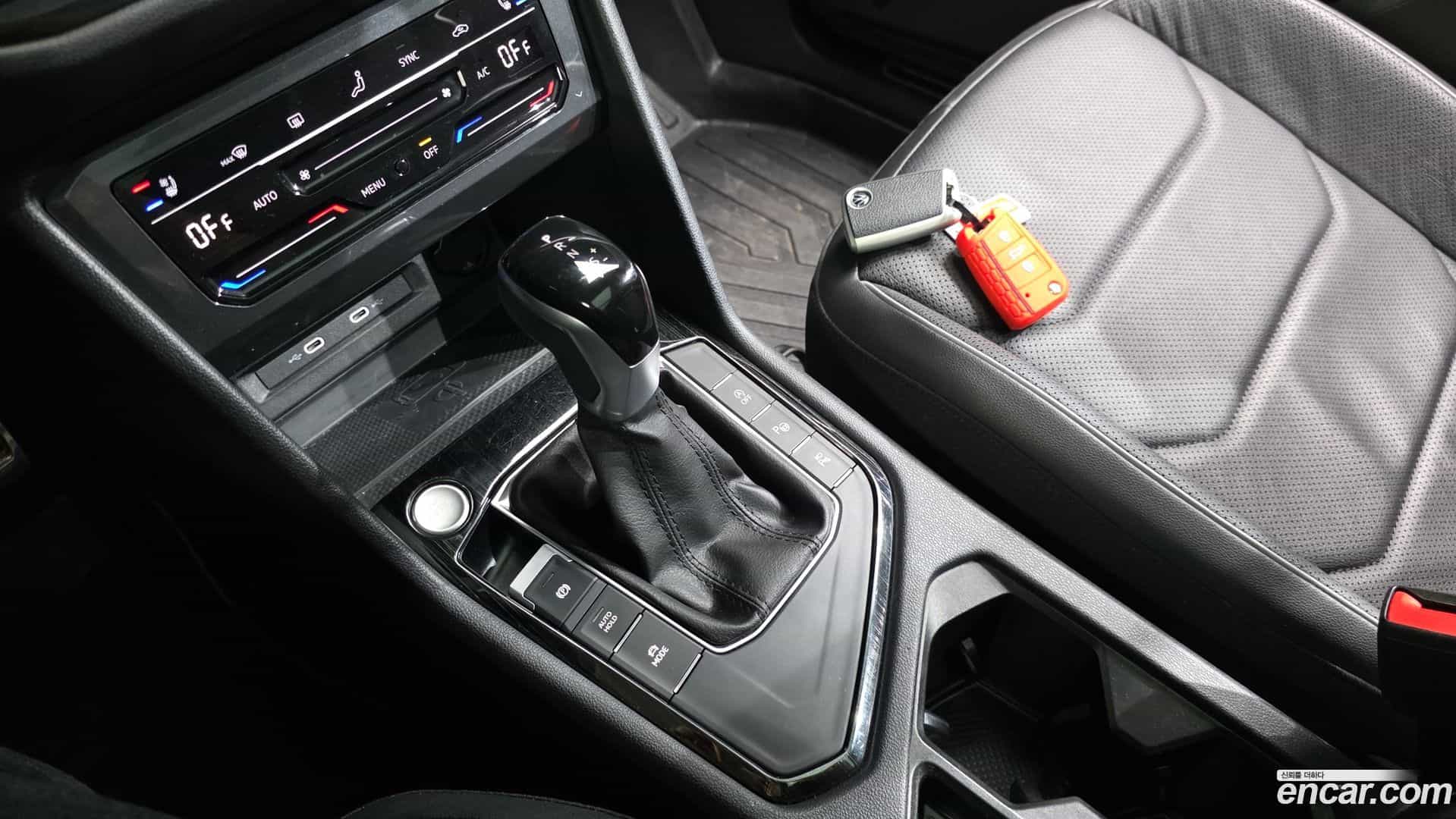 Tiguan Volkswagen 2022.11-INNER-009