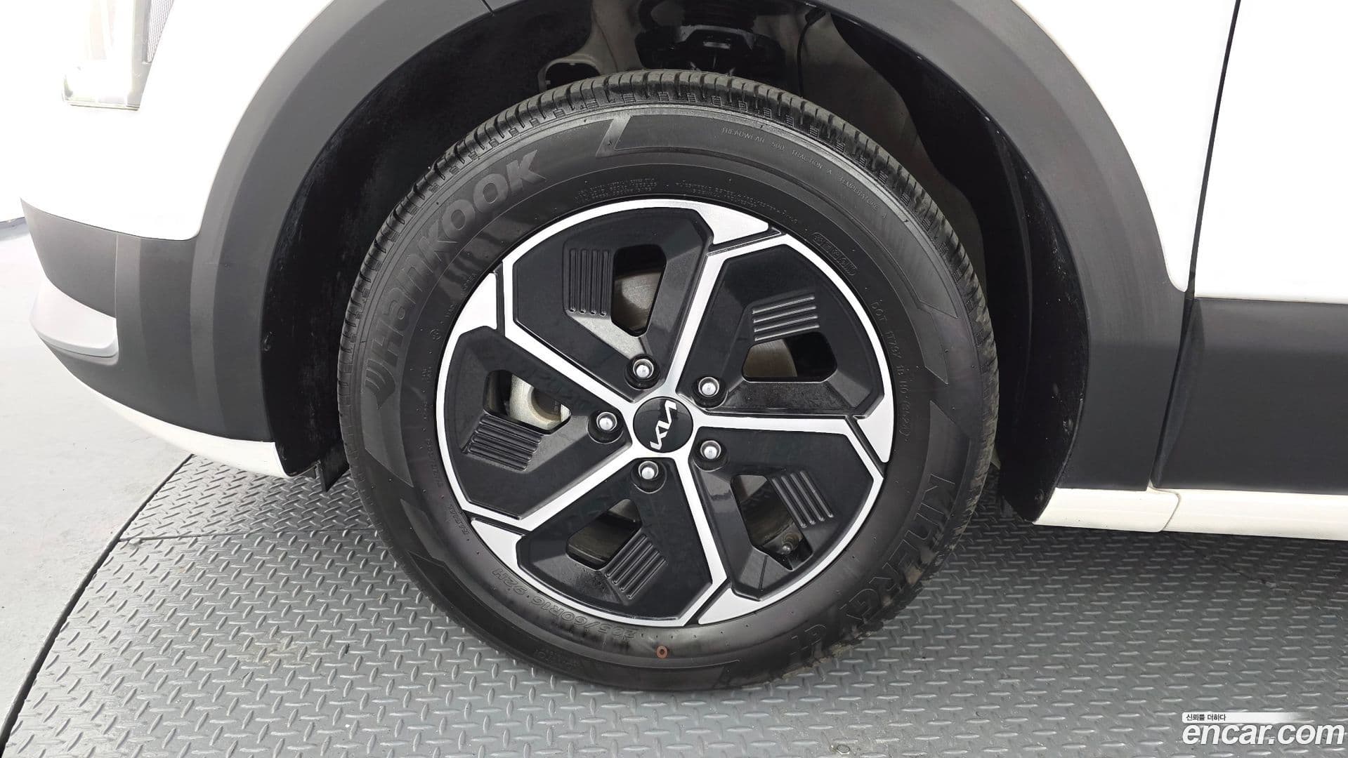 Main__Slider__Photo:Niro Kia 2022.2-4