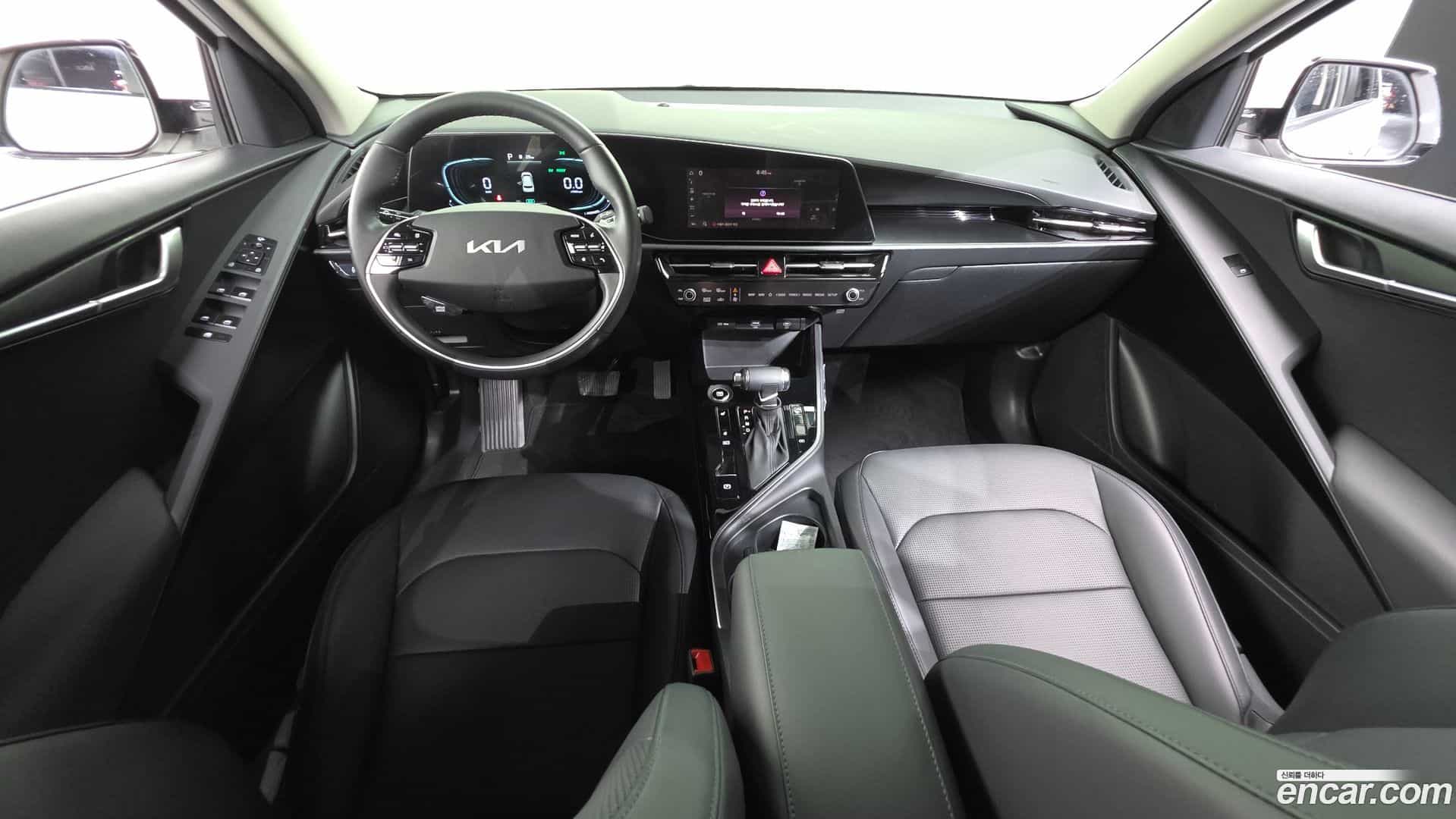 Niro Kia 2022.2-INNER-007