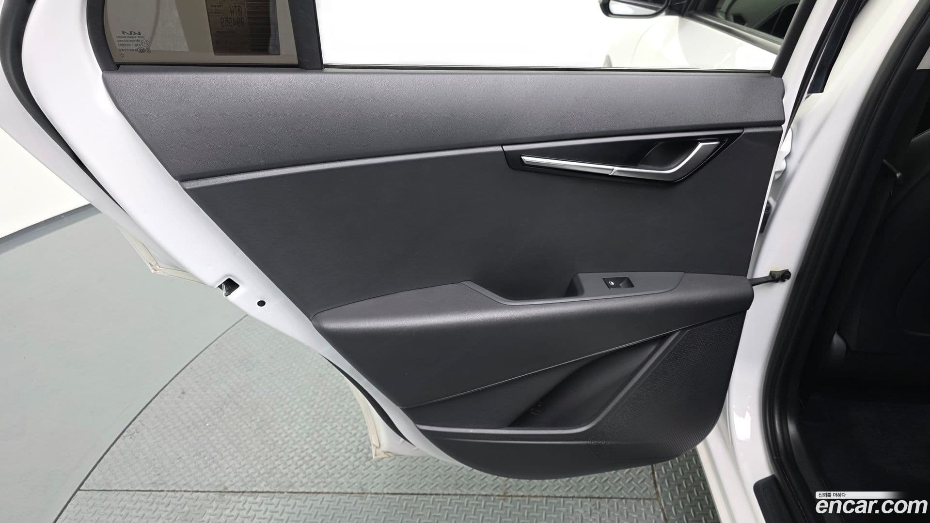 Main__Slider__Photo:Niro Kia 2022.2-24