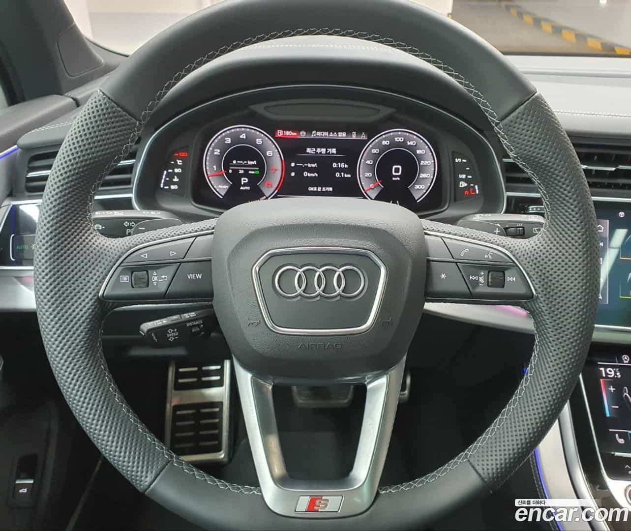 Q7 Audi 2025.6-OPTION-019
