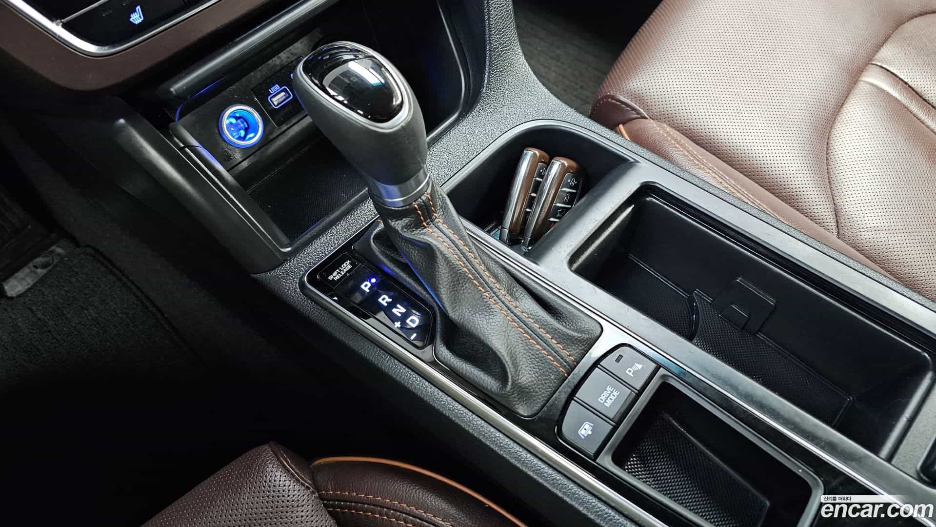 Sonata Hyundai 2017.5-INNER-009