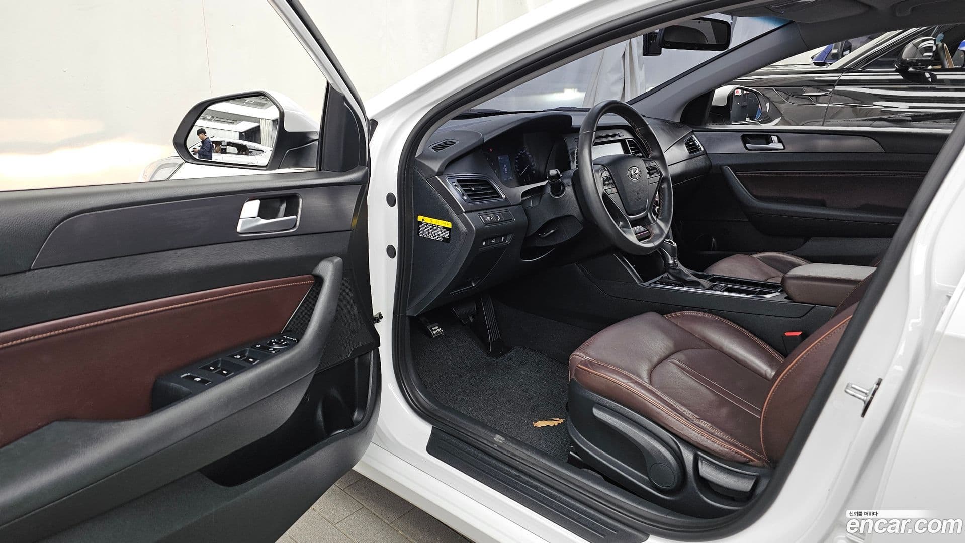 Main__Slider__Photo:Sonata Hyundai 2017.5-9
