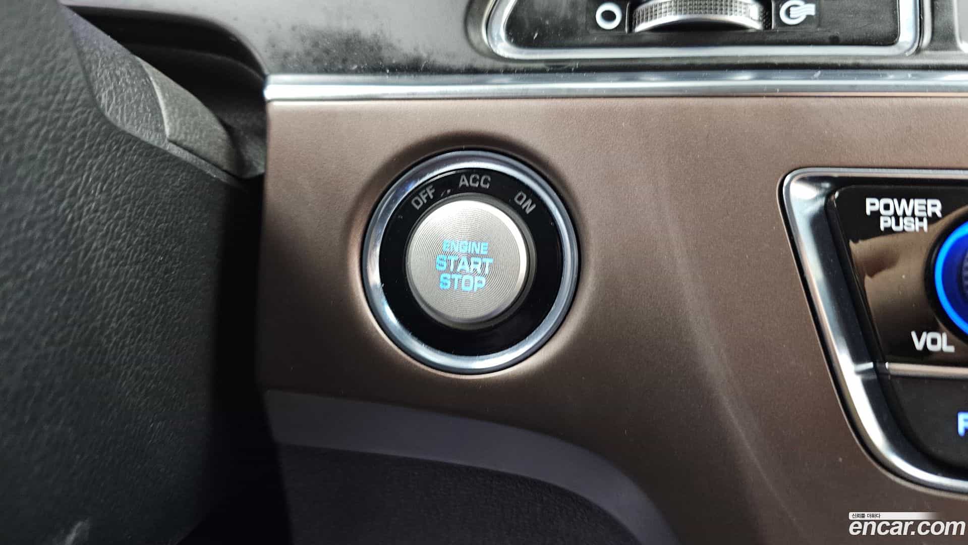Sonata Hyundai 2017.5-OPTION-046